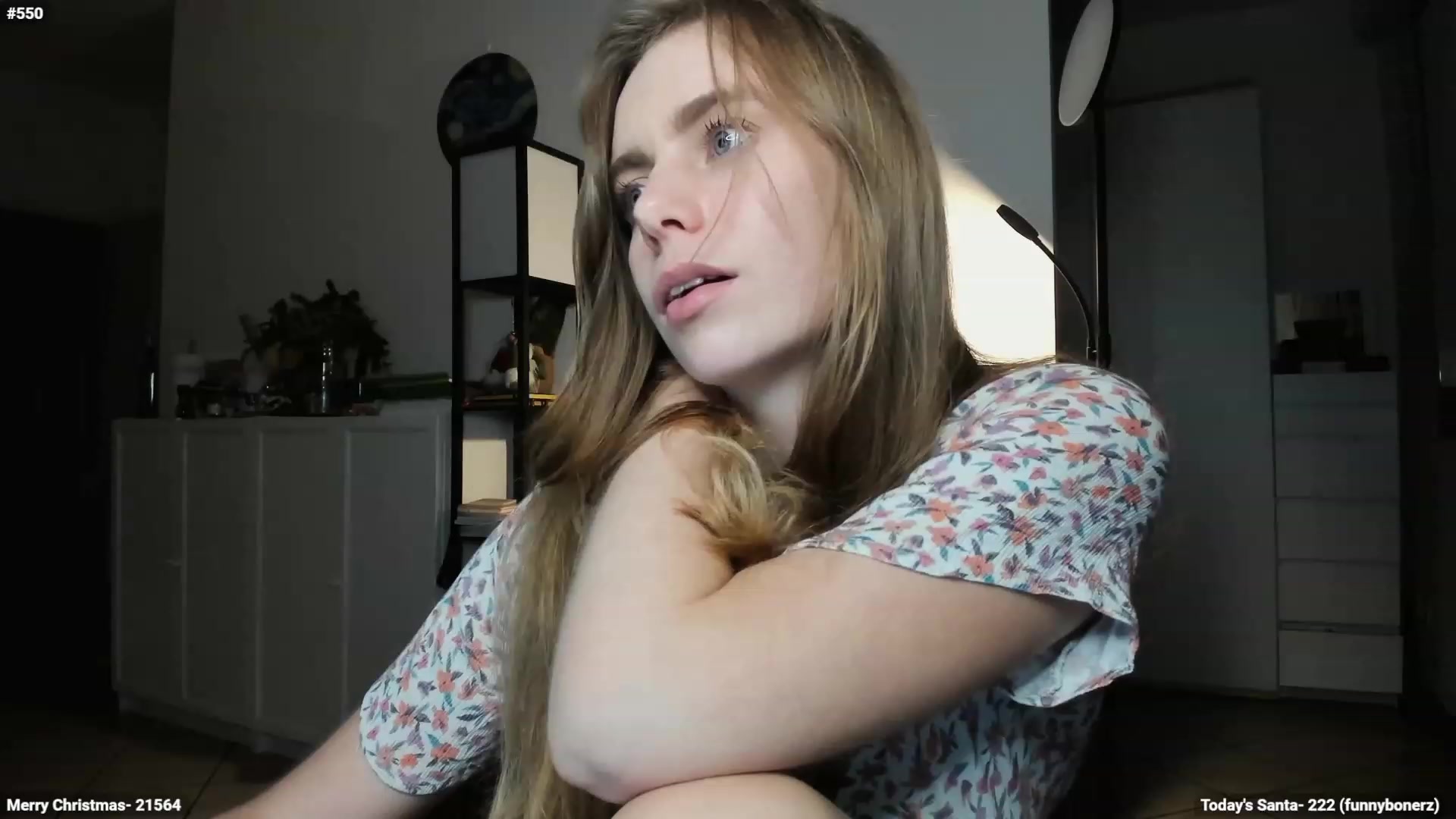Gallery image thumbnail from Personage's myfreecams stream on, 12/18/2023, 16:57 image 6 of 20