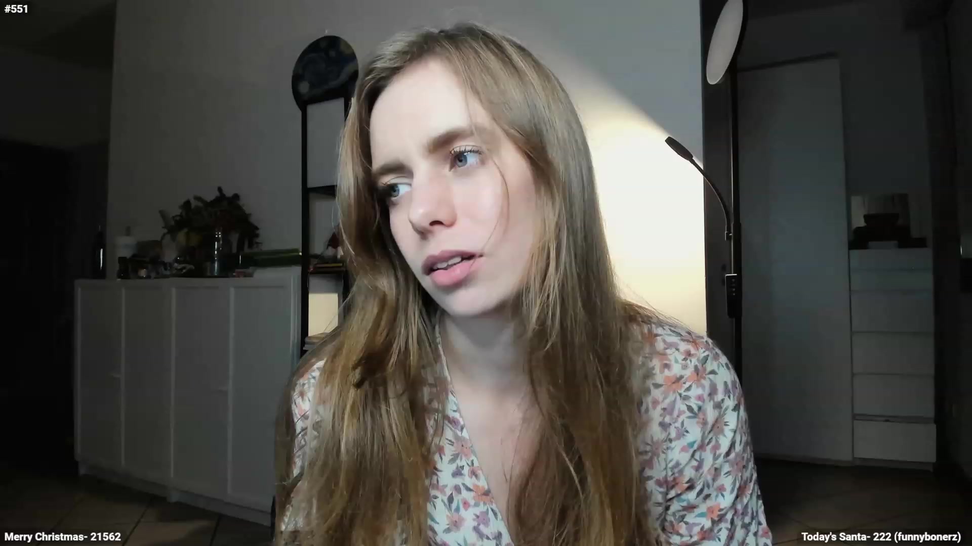 Gallery image thumbnail from Personage's myfreecams stream on, 12/18/2023, 16:57 image 14 of 20