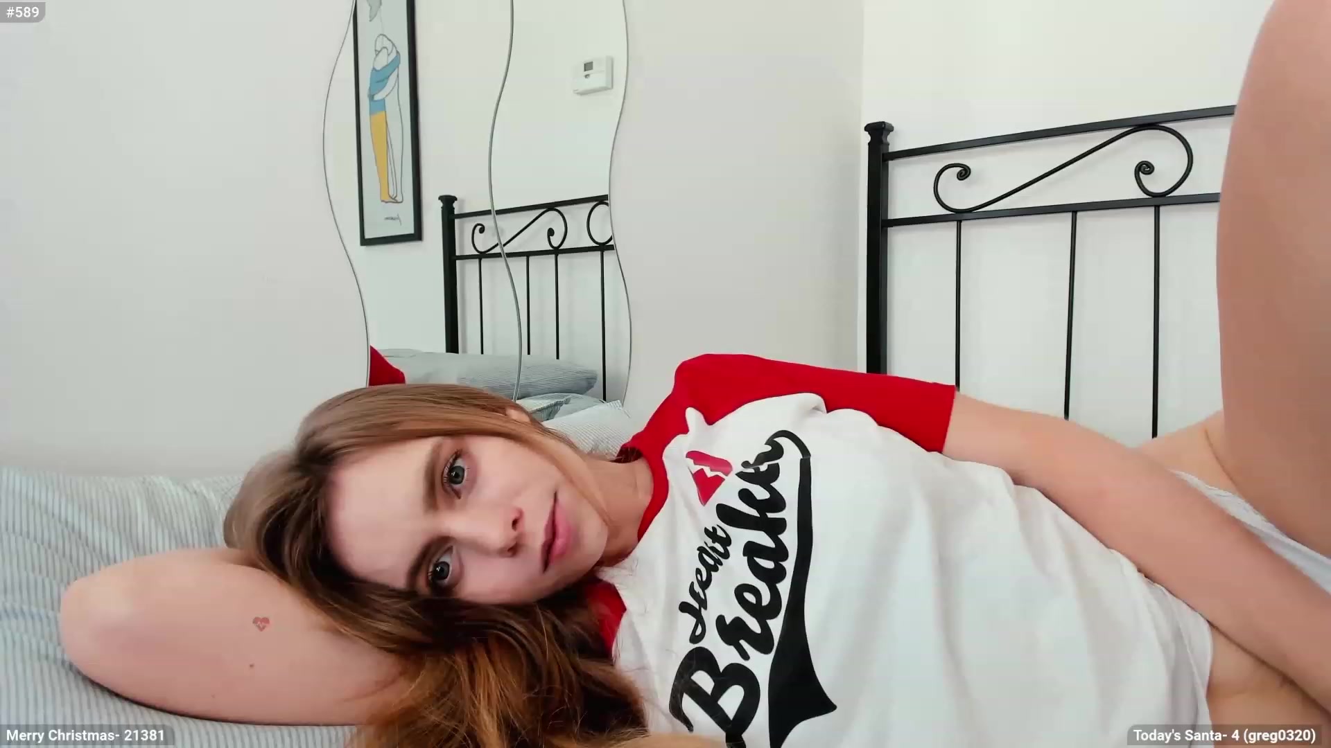 Gallery image thumbnail from Personage's myfreecams stream on, 12/19/2023, 11:23 image 15 of 20