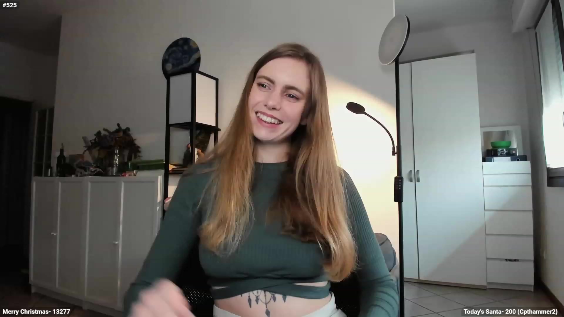 Gallery image thumbnail from Personage's myfreecams stream on, 12/20/2023, 13:52 image 17 of 20