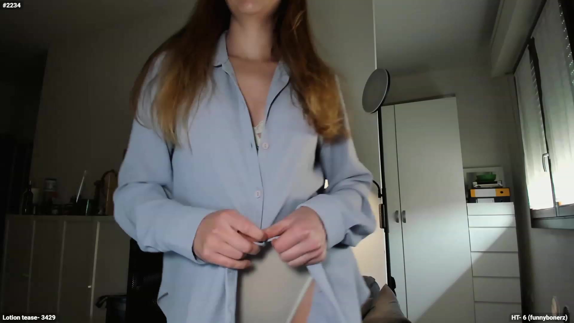 Gallery image thumbnail from Personage's myfreecams stream on, 01/10/2024, 14:36 image 2 of 20
