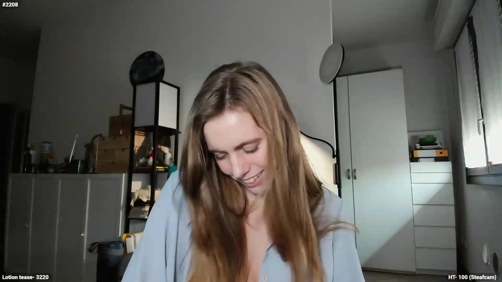 Gallery image thumbnail from Personage's myfreecams stream on, 01/10/2024, 14:36 image 13 of 20