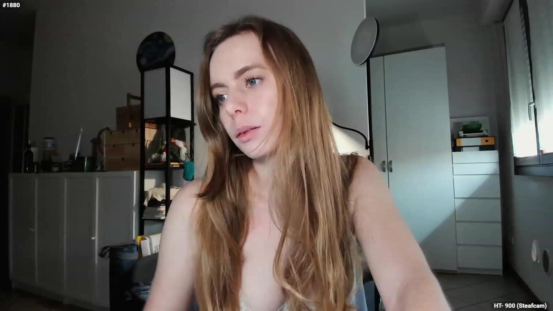 Gallery image thumbnail from Personage's myfreecams stream on, 01/10/2024, 14:36 image 17 of 20