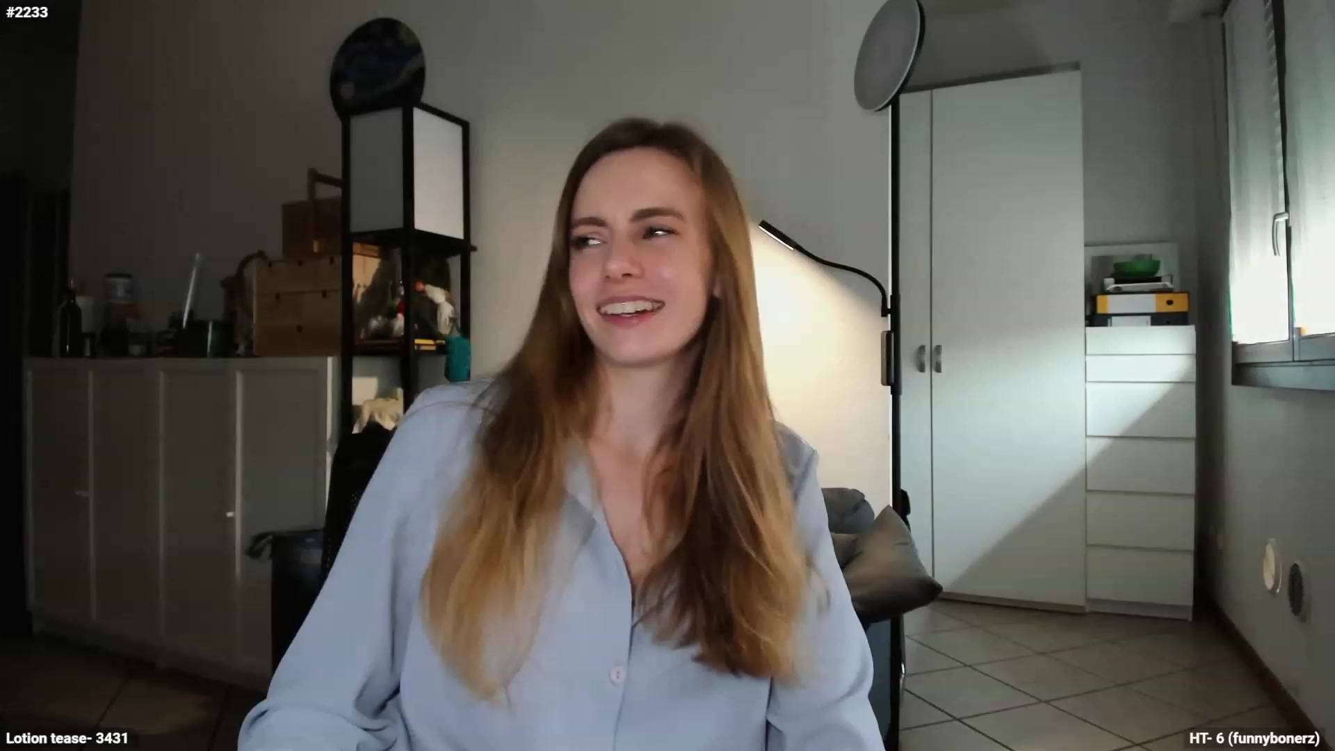Gallery image thumbnail from Personage's myfreecams stream on, 01/10/2024, 14:36 image 1 of 20
