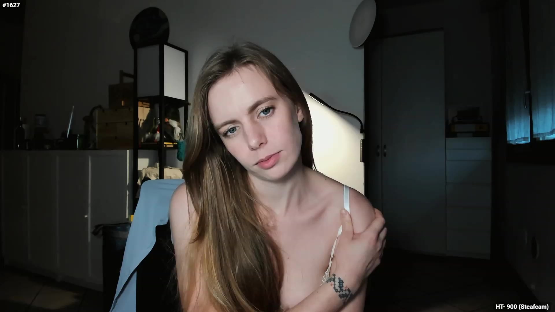 Gallery image thumbnail from Personage's myfreecams stream on, 01/10/2024, 16:04 image 19 of 20