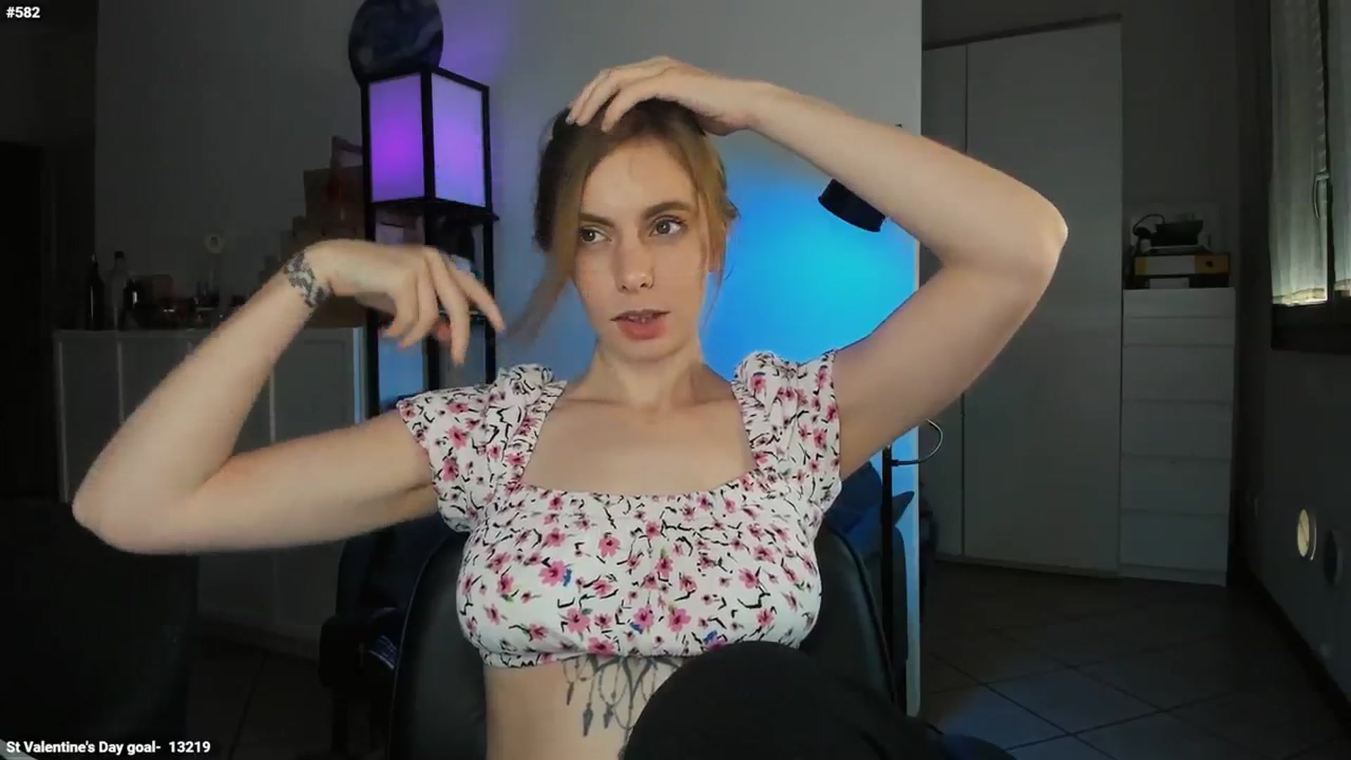 Gallery image thumbnail from Personage's myfreecams stream on, 02/13/2024, 15:14 image 20 of 20