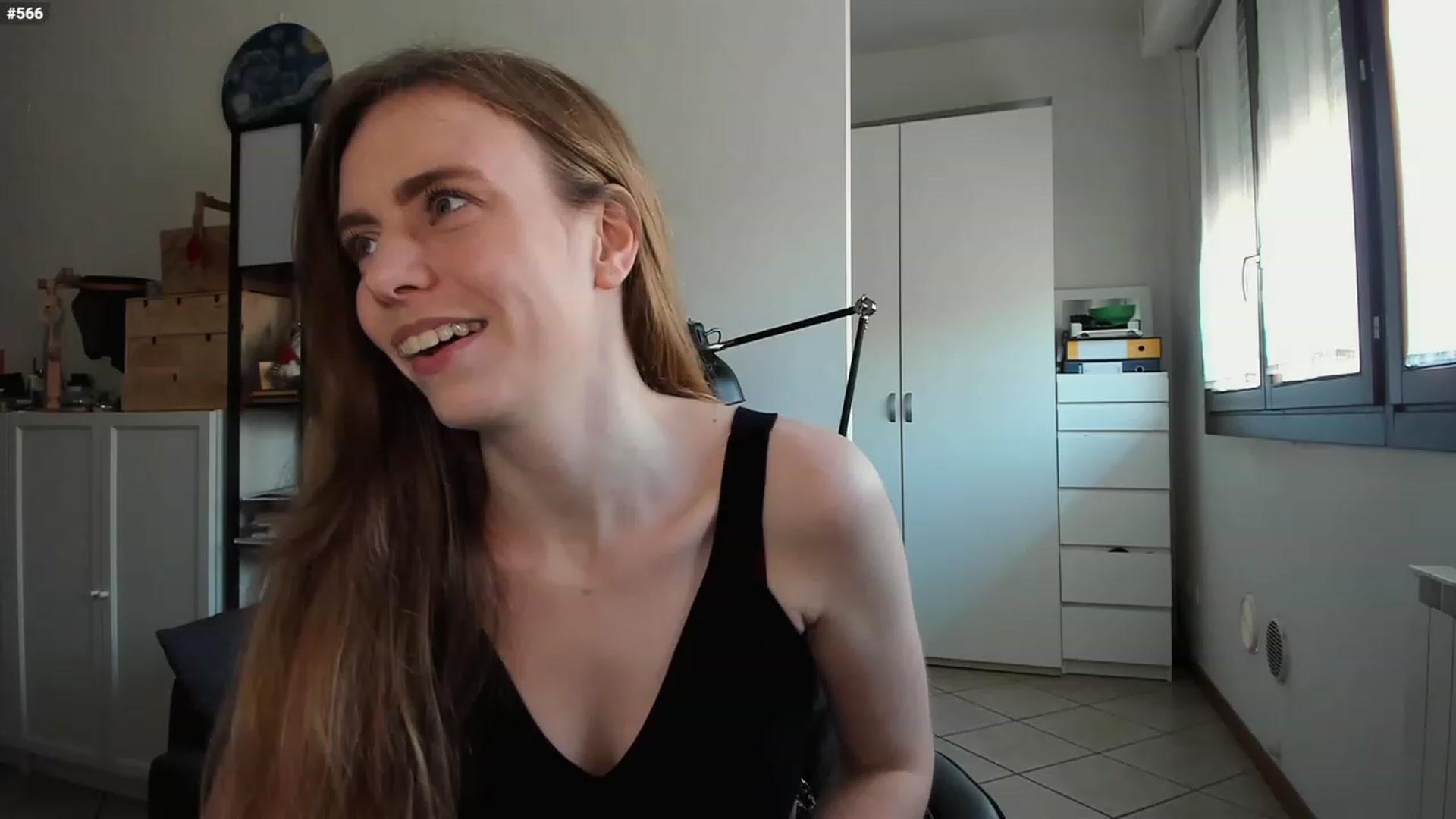 Gallery image thumbnail from Personage's myfreecams stream on, 02/18/2024, 14:43 image 1 of 20