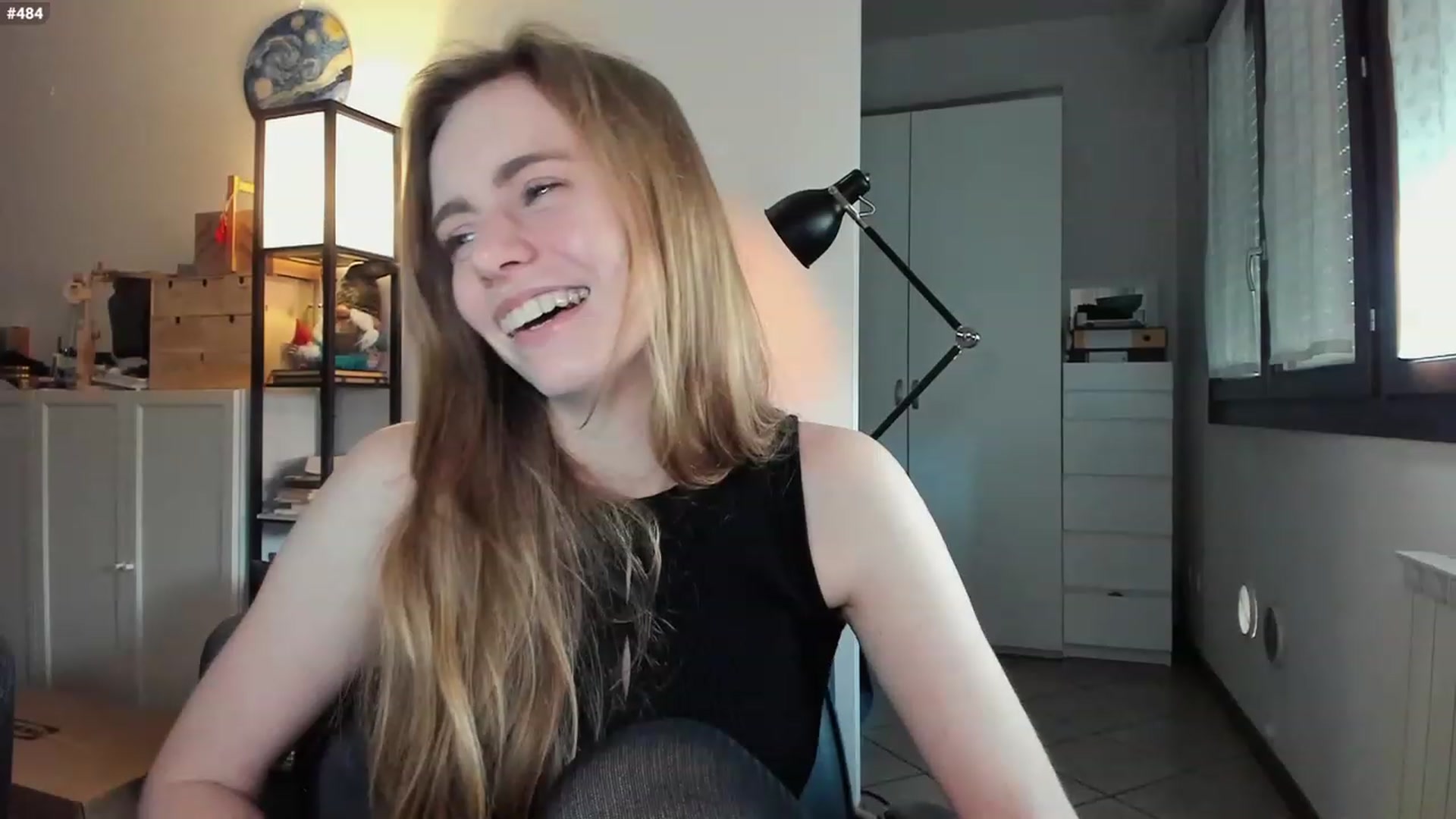 Gallery image thumbnail from Personage's myfreecams stream on, 02/25/2024, 16:32 image 6 of 20