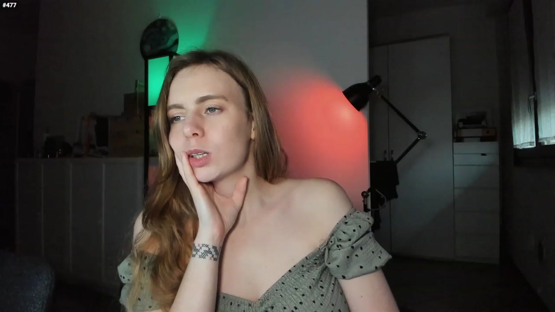 Gallery image thumbnail from Personage's myfreecams stream on, 02/27/2024, 16:37 image 3 of 20