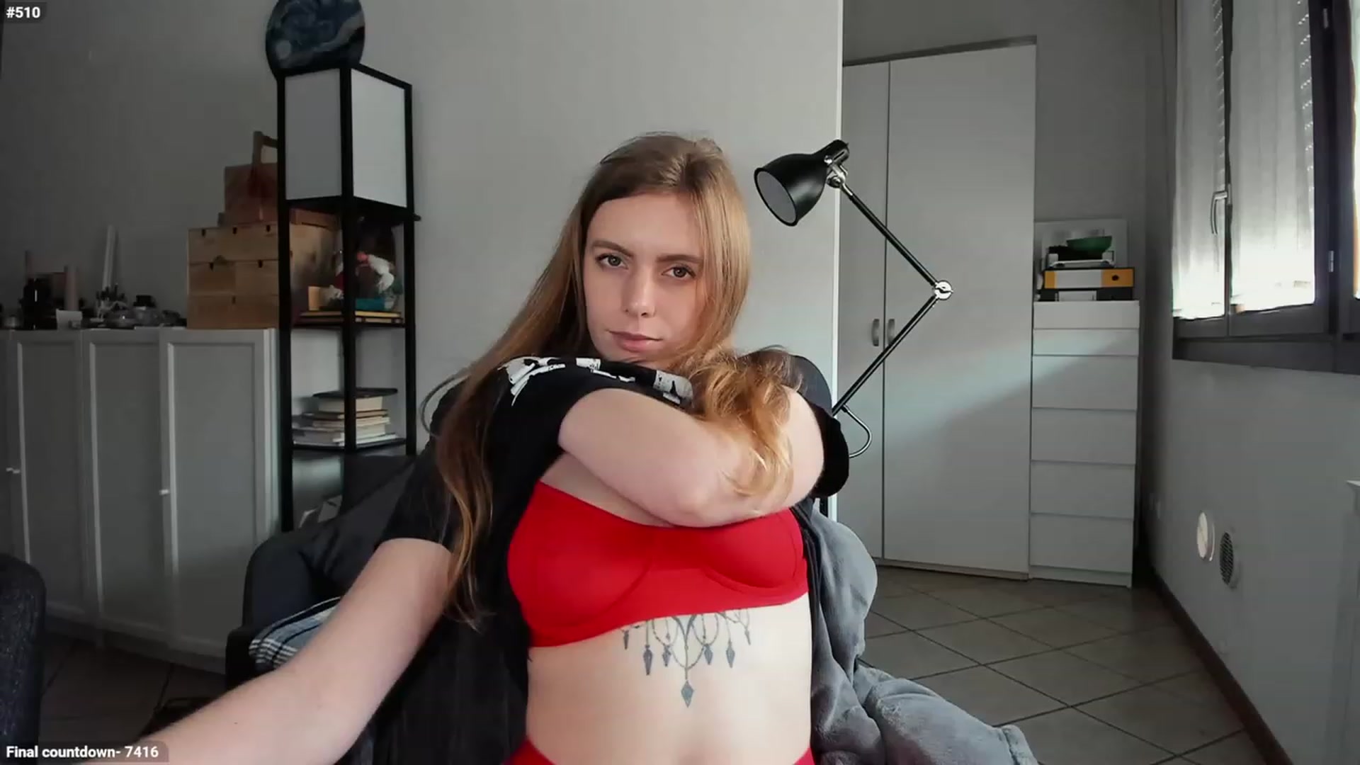 Gallery image thumbnail from Personage's myfreecams stream on, 02/29/2024, 14:40 image 12 of 20