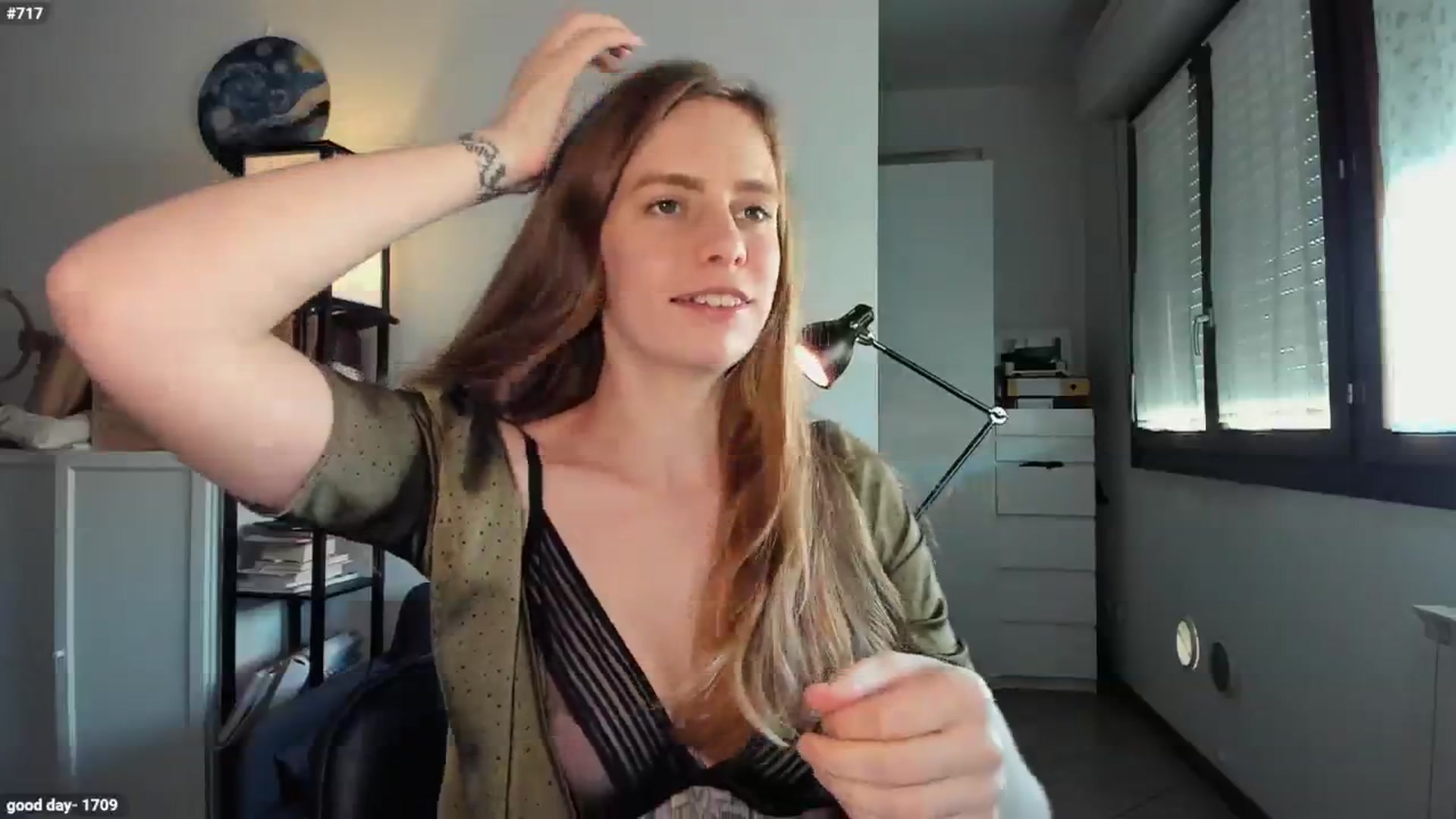 Gallery image thumbnail from Personage's myfreecams stream on, 03/20/2024, 16:19 image 8 of 20