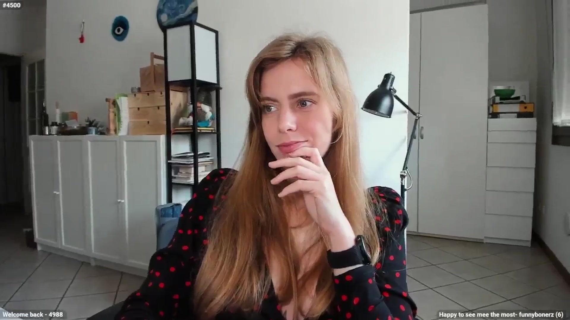 Gallery image thumbnail from Personage's myfreecams stream on, 04/29/2024, 12:20 image 8 of 20