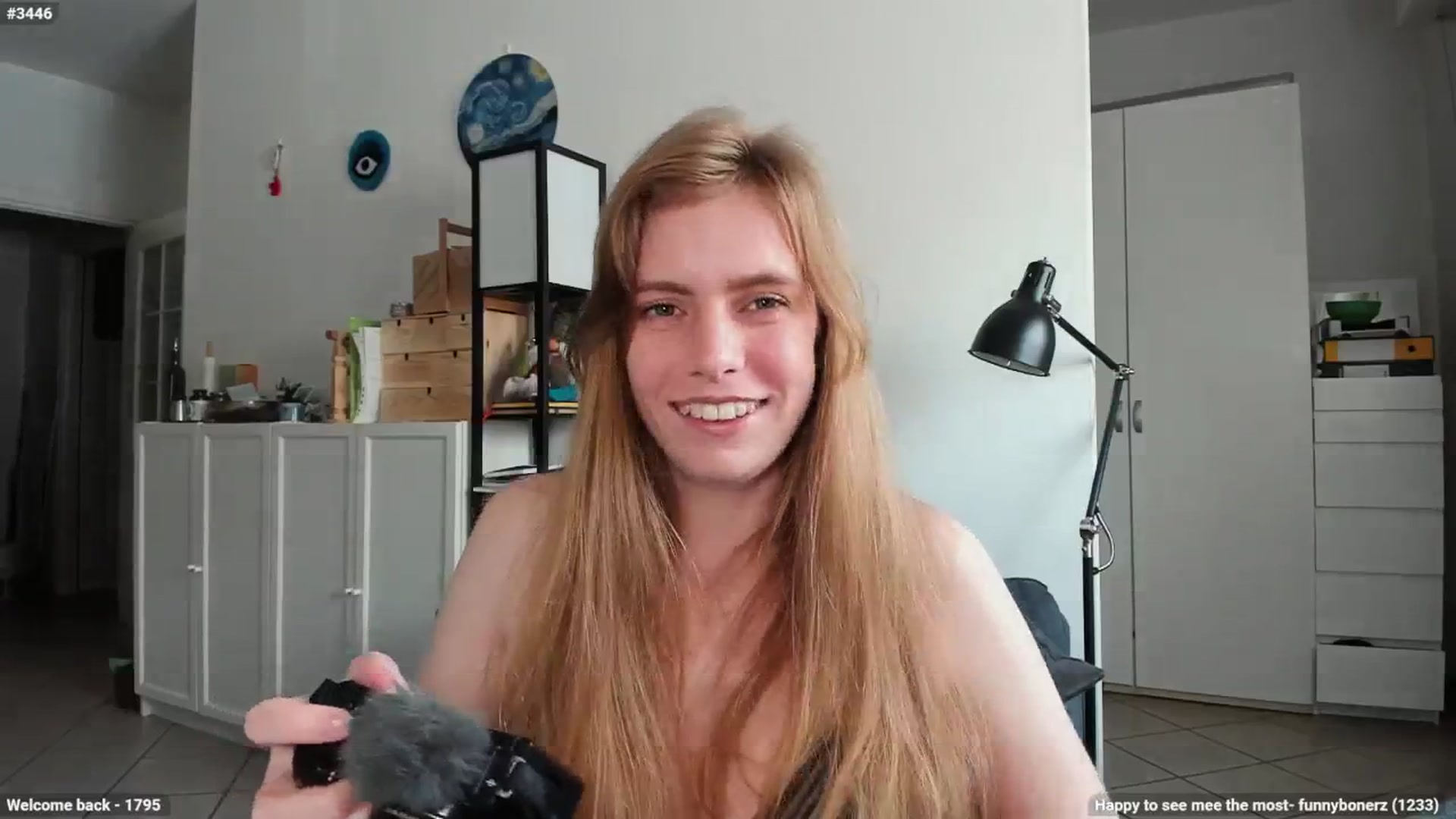 Gallery image thumbnail from Personage's myfreecams stream on, 04/29/2024, 14:19 image 3 of 20