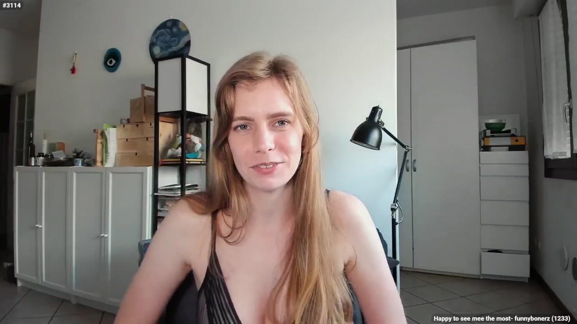 Gallery image thumbnail from Personage's myfreecams stream on, 04/29/2024, 15:56 image 16 of 20