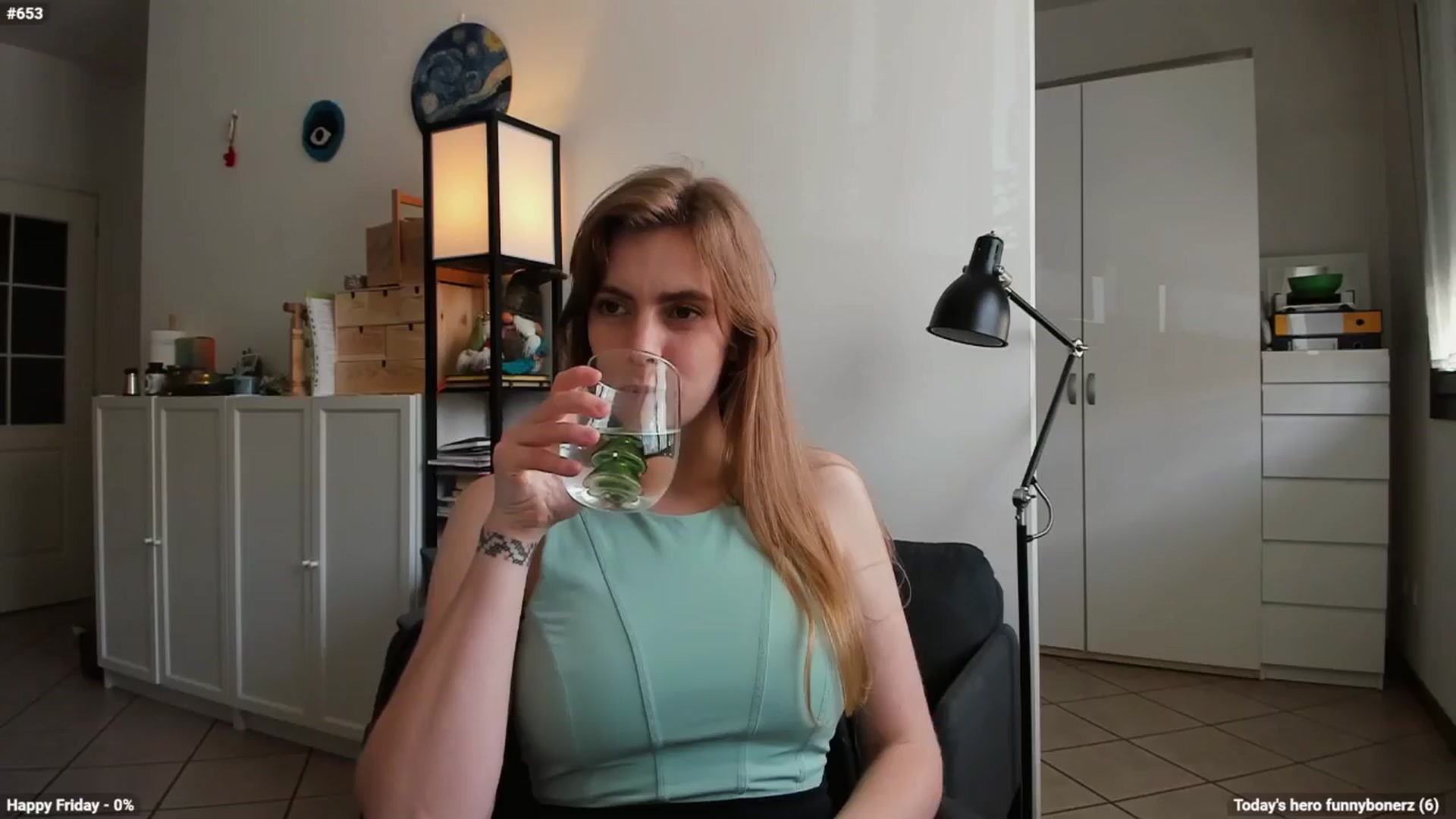 Gallery image thumbnail from Personage's myfreecams stream on, 05/03/2024, 13:10 image 13 of 20