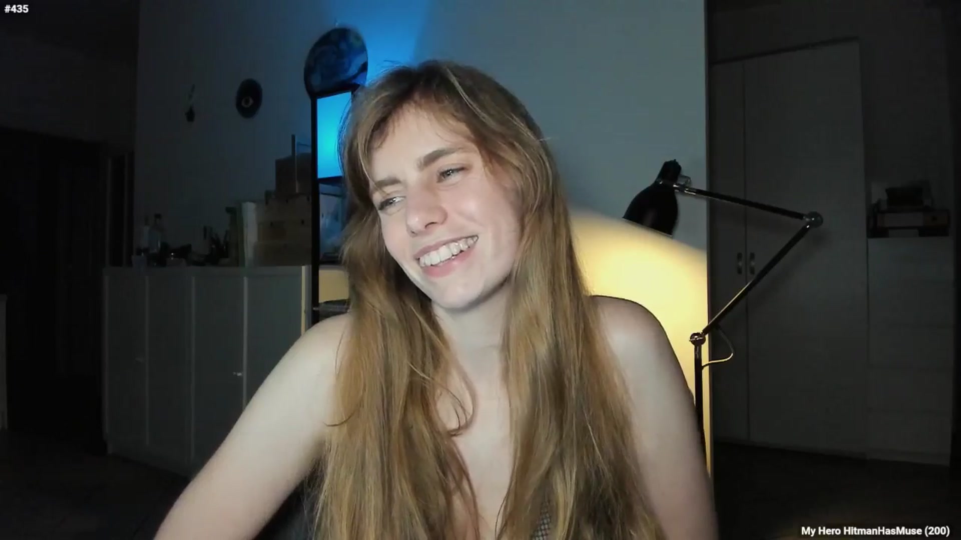 Gallery image thumbnail from Personage's myfreecams stream on, 05/12/2024, 19:10 image 16 of 20