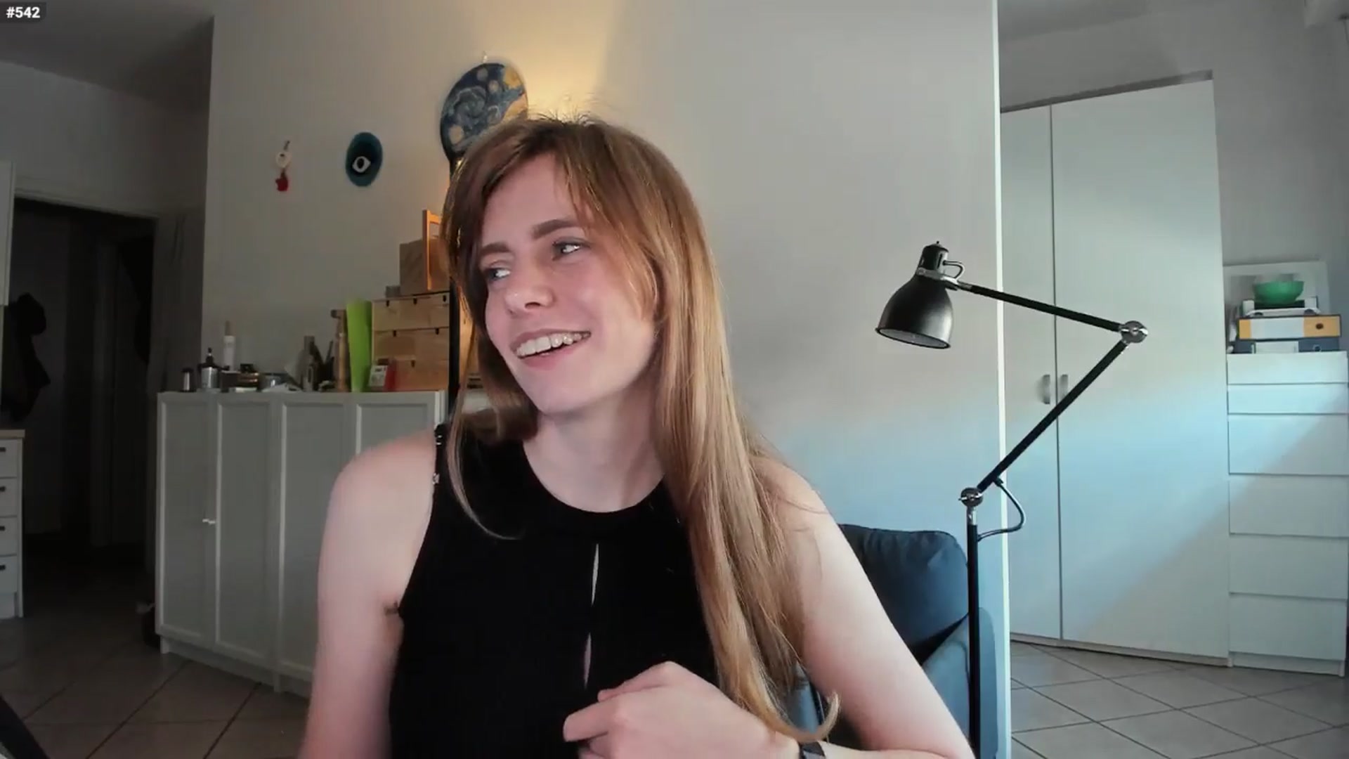 Gallery image thumbnail from Personage's myfreecams stream on, 05/17/2024, 15:18 image 11 of 20