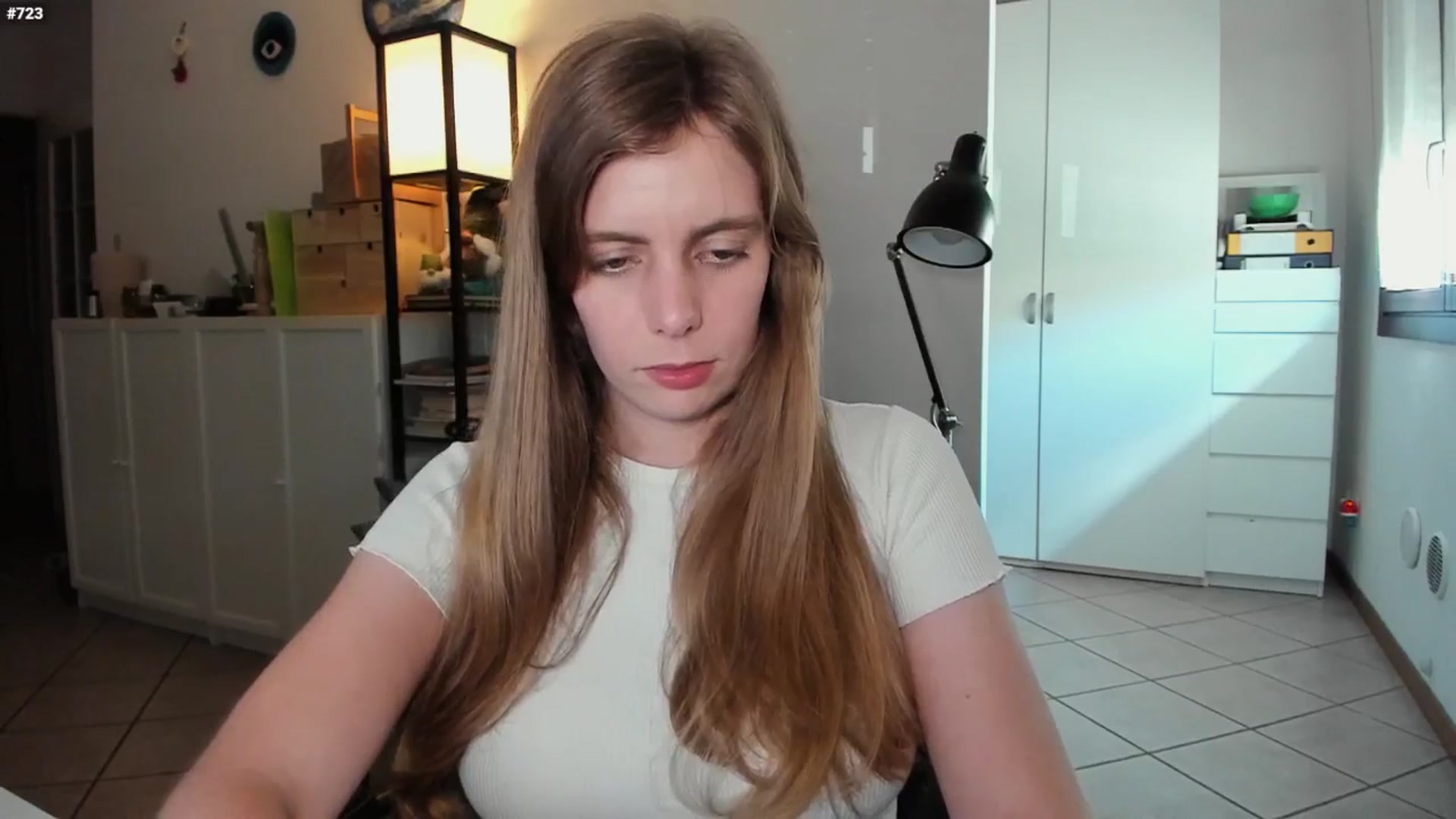 Gallery image thumbnail from Personage's myfreecams stream on, 05/23/2024, 14:16 image 3 of 20