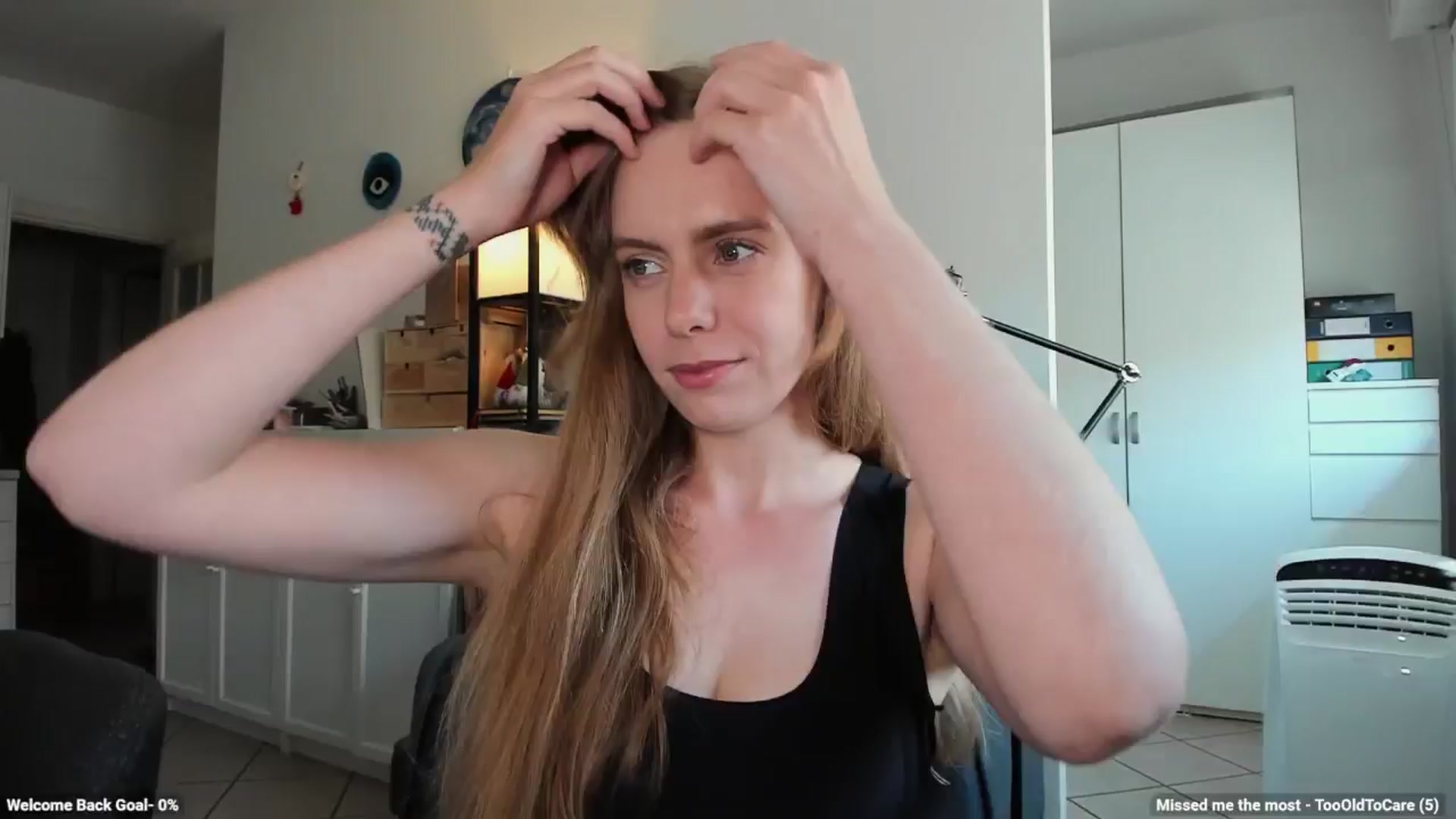 Gallery image thumbnail from Personage's myfreecams stream on, 08/31/2024, 14:31 image 2 of 20