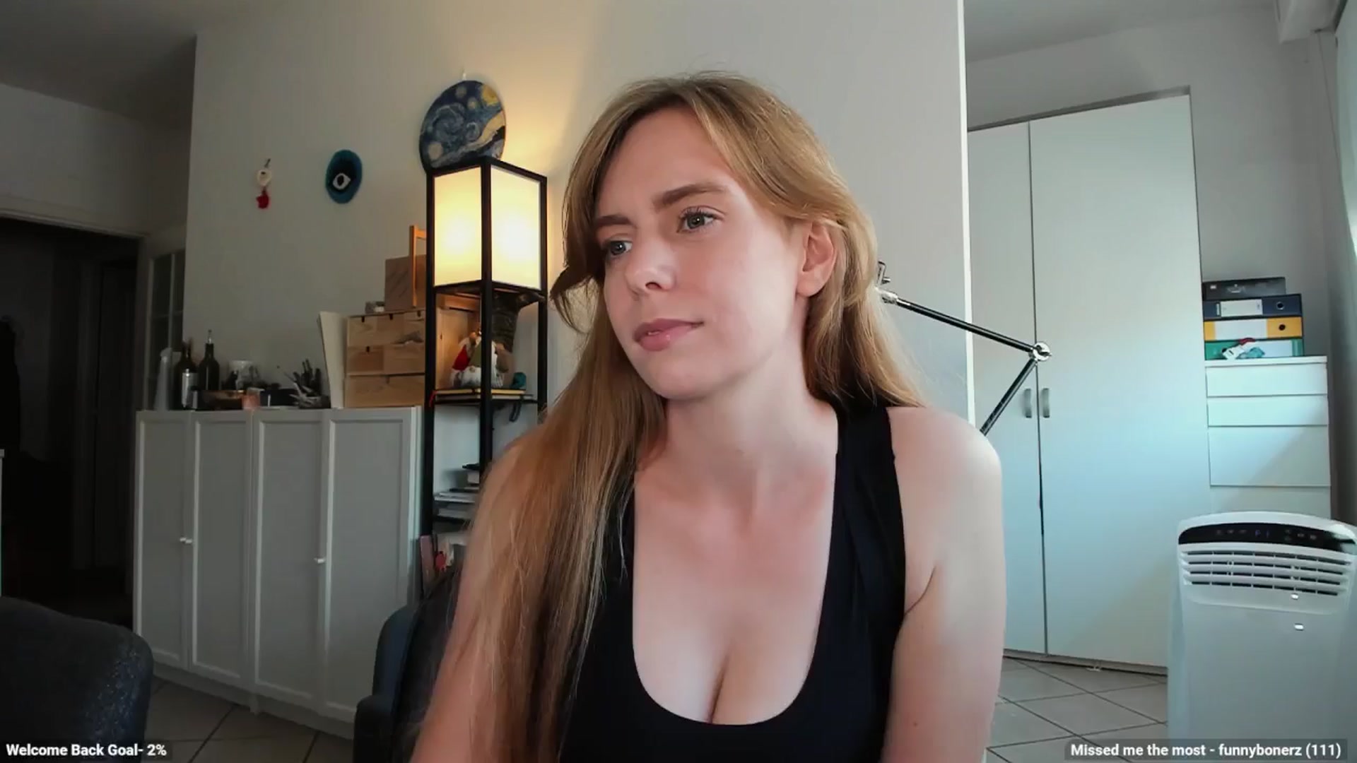 Gallery image thumbnail from Personage's myfreecams stream on, 08/31/2024, 14:31 image 11 of 20