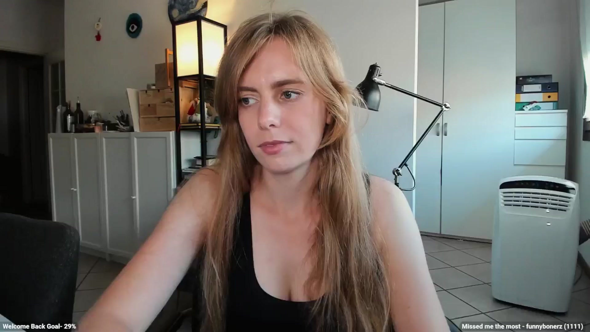 Gallery image thumbnail from Personage's myfreecams stream on, 08/31/2024, 16:29 image 1 of 20