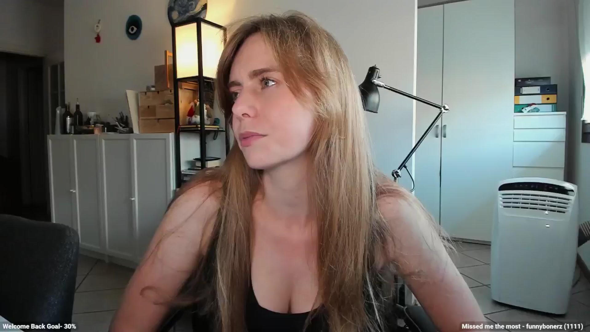 Gallery image thumbnail from Personage's myfreecams stream on, 08/31/2024, 16:29 image 3 of 20