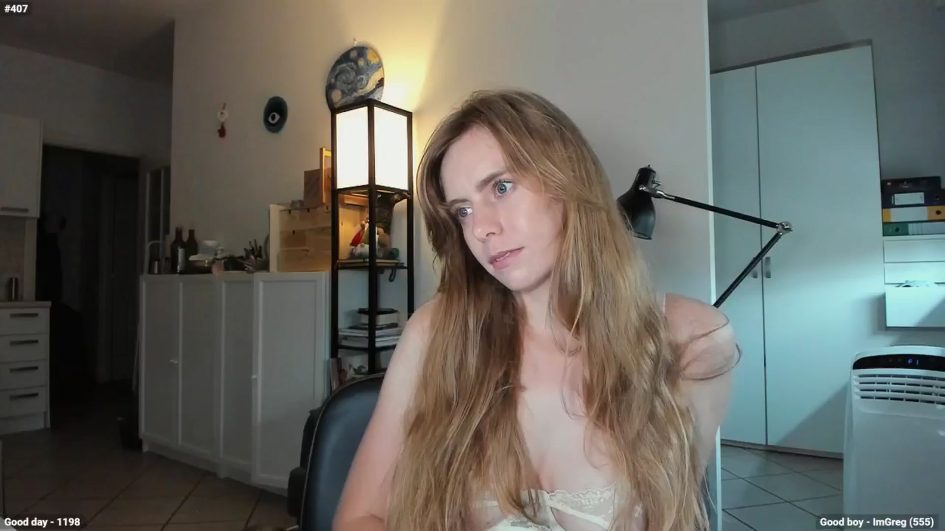 Gallery image thumbnail from Personage's myfreecams stream on, 09/04/2024, 15:06 image 2 of 20