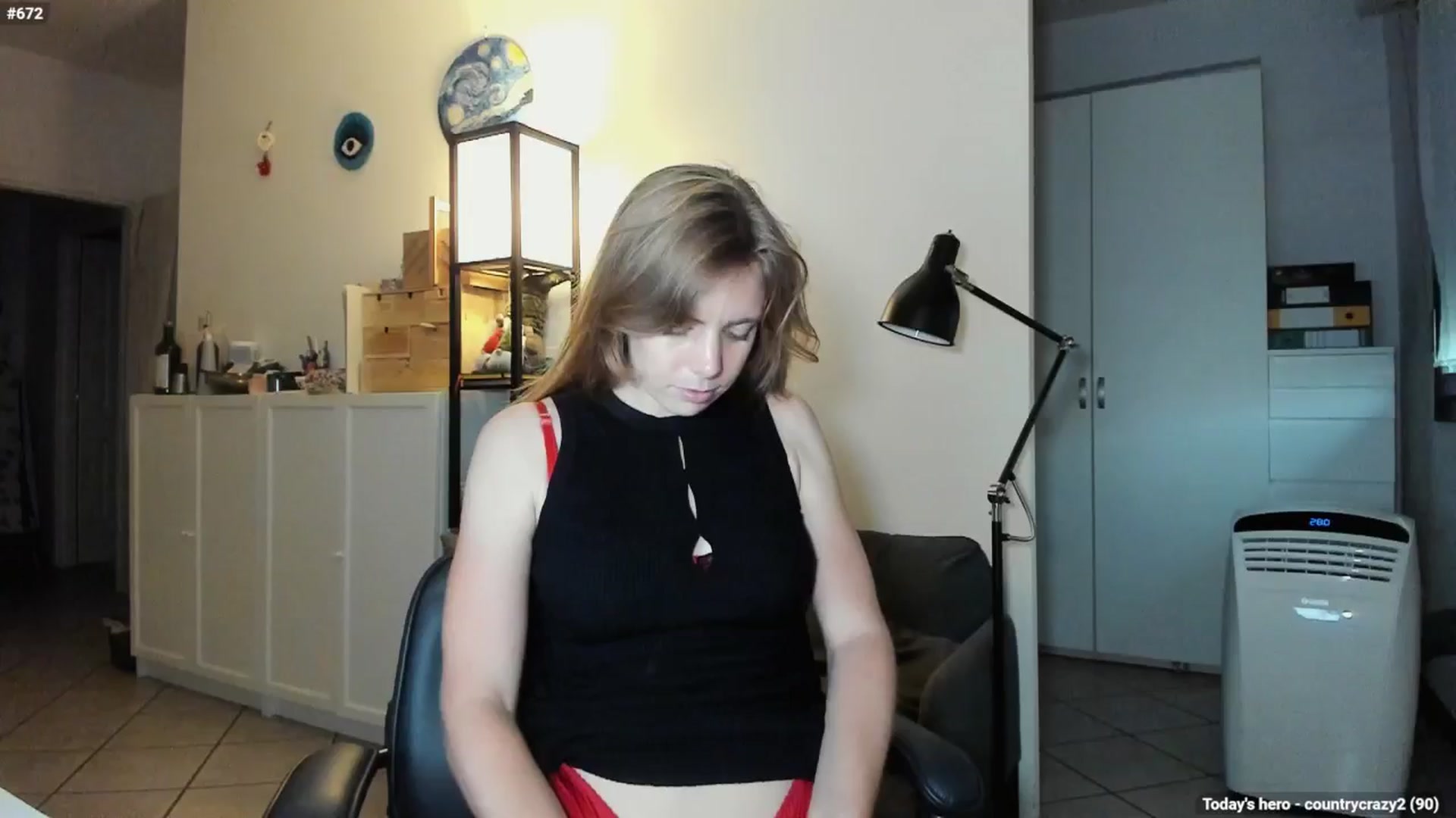 Gallery image thumbnail from Personage's myfreecams stream on, 09/08/2024, 13:57 image 14 of 20