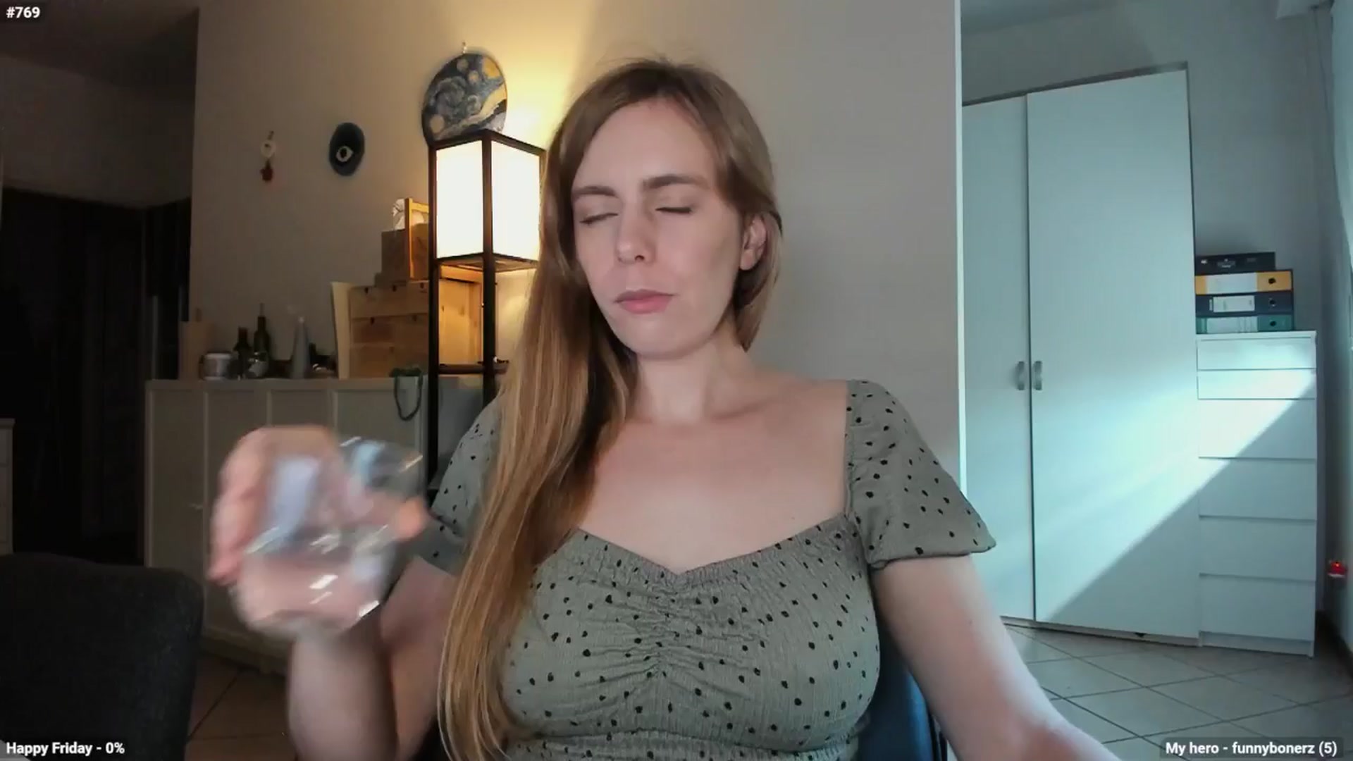 Gallery image thumbnail from Personage's myfreecams stream on, 10/11/2024, 12:58 image 14 of 20