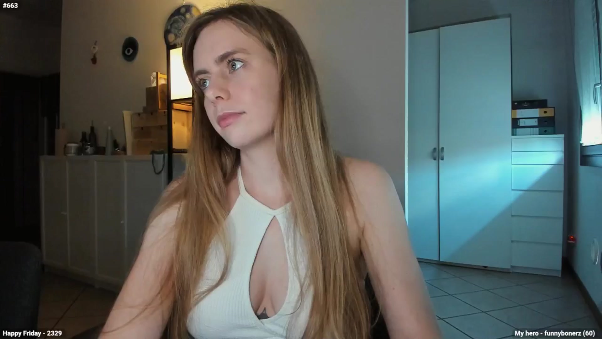 Gallery image thumbnail from Personage's myfreecams stream on, 10/11/2024, 14:21 image 7 of 20