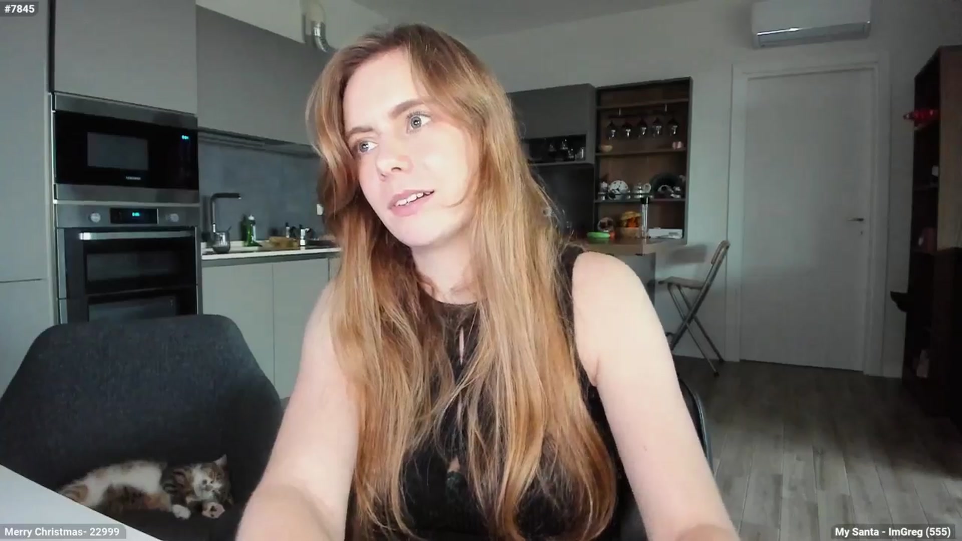 Gallery image thumbnail from Personage's myfreecams stream on, 12/19/2024, 15:01 image 13 of 20