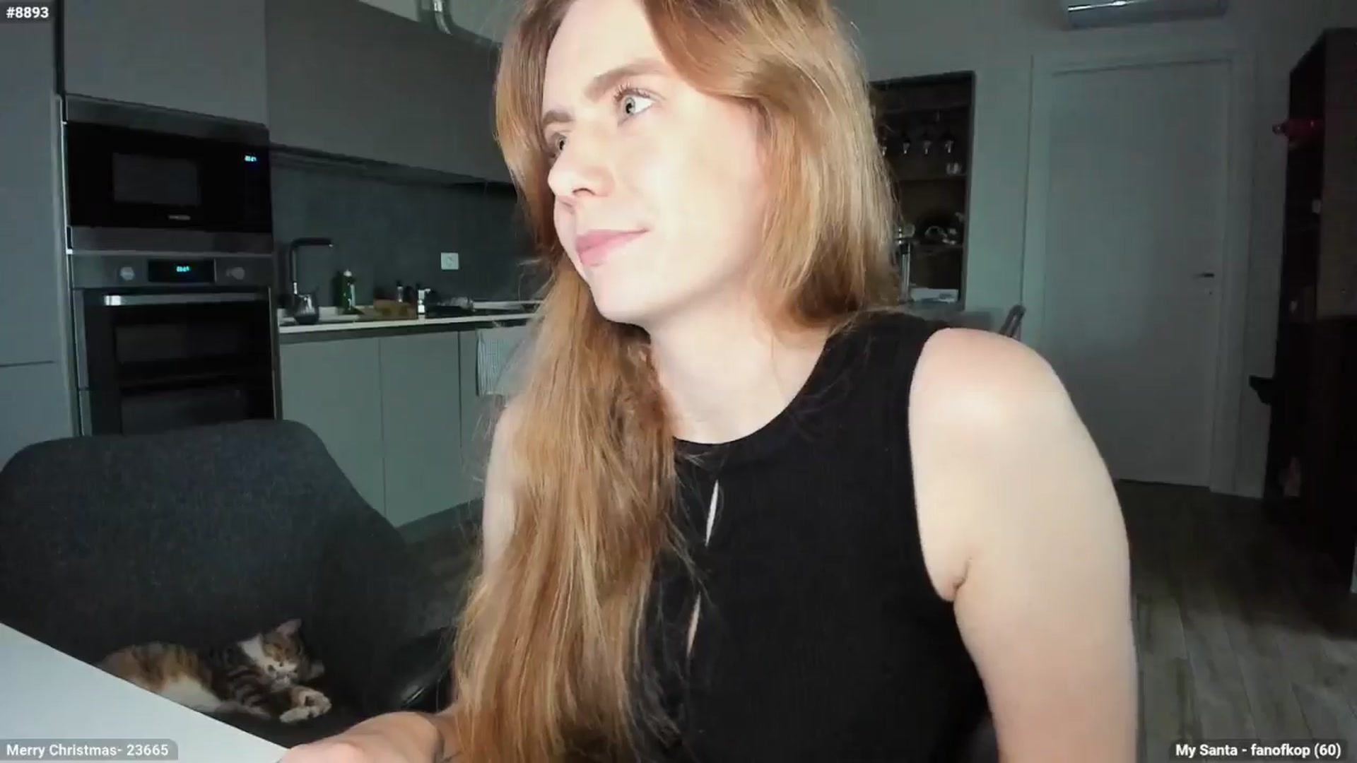 Gallery image thumbnail from Personage's myfreecams stream on, 12/19/2024, 15:01 image 7 of 20