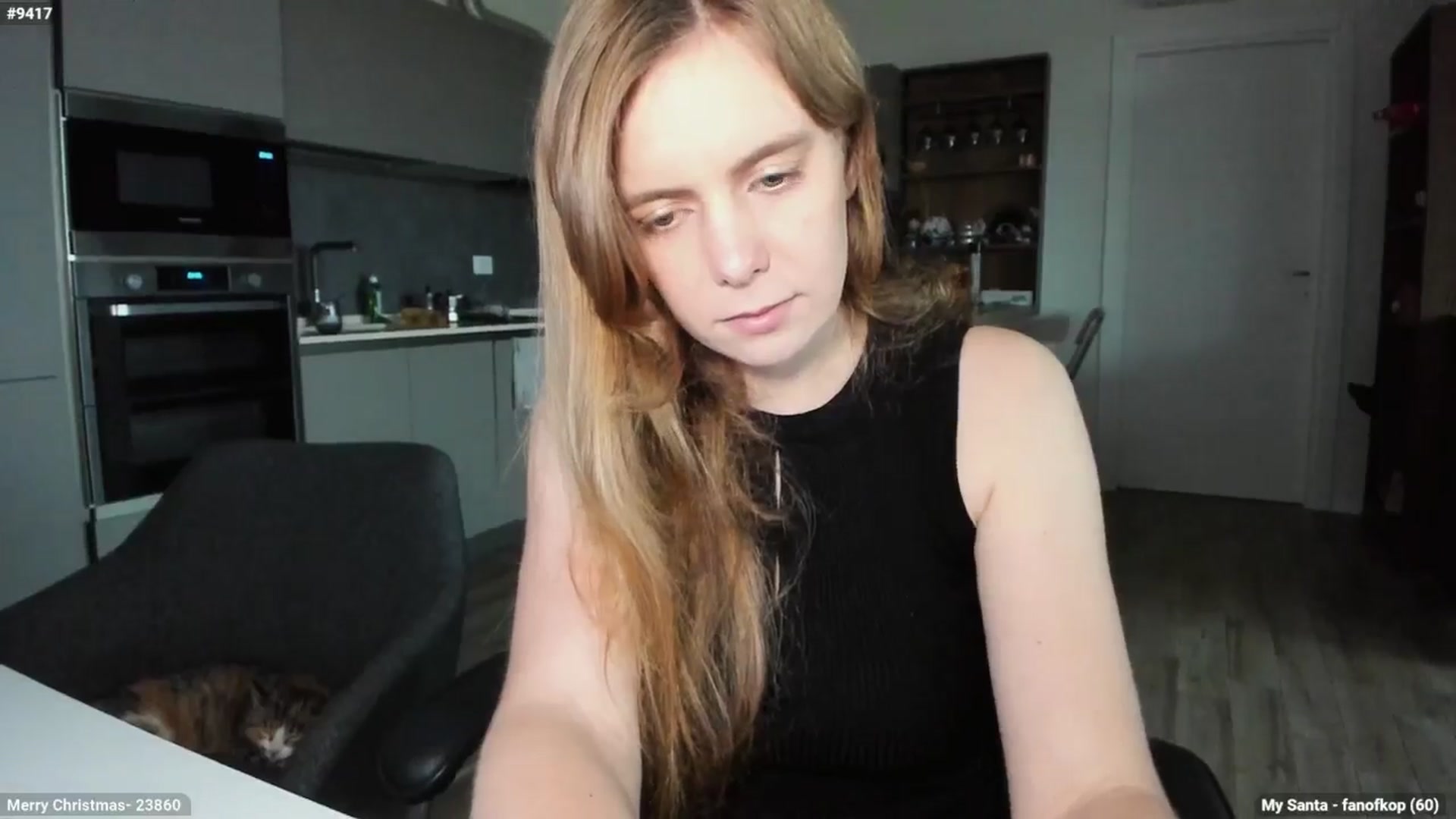 Gallery image thumbnail from Personage's myfreecams stream on, 12/19/2024, 15:01 image 4 of 20