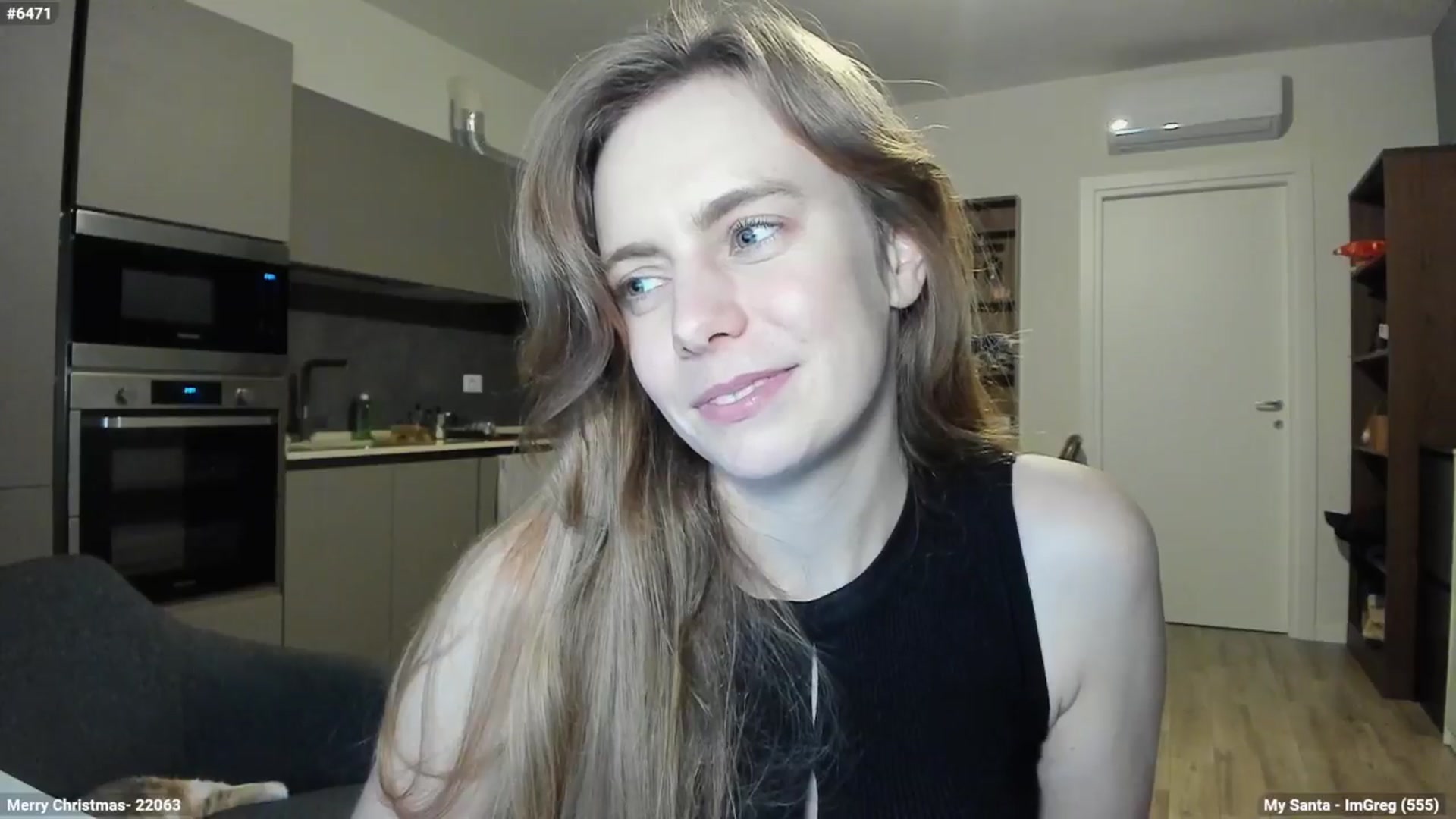 Gallery image thumbnail from Personage's myfreecams stream on, 12/19/2024, 16:33 image 16 of 20