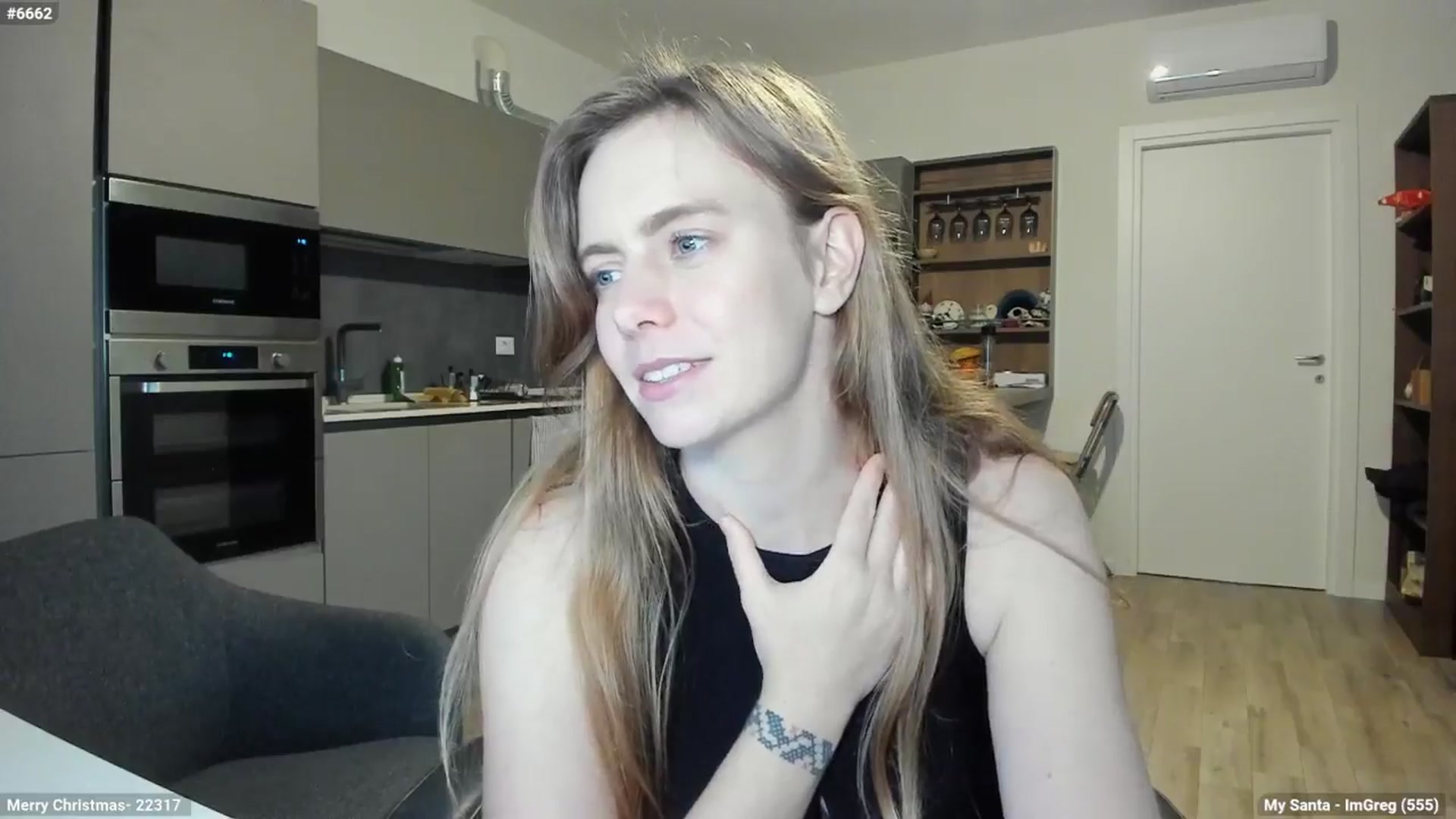 Gallery image thumbnail from Personage's myfreecams stream on, 12/19/2024, 16:33 image 4 of 20