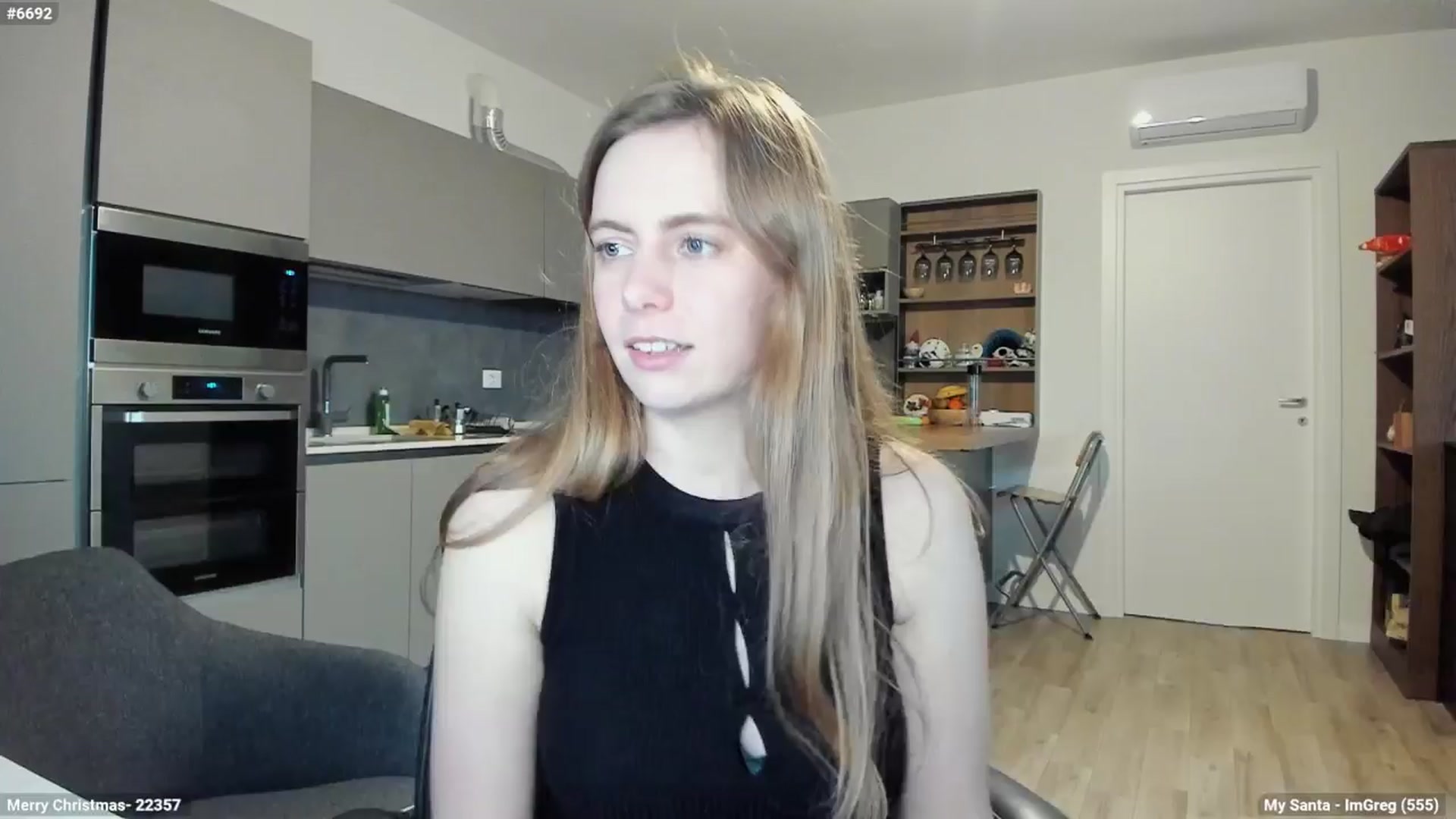 Gallery image thumbnail from Personage's myfreecams stream on, 12/19/2024, 16:33 image 1 of 20