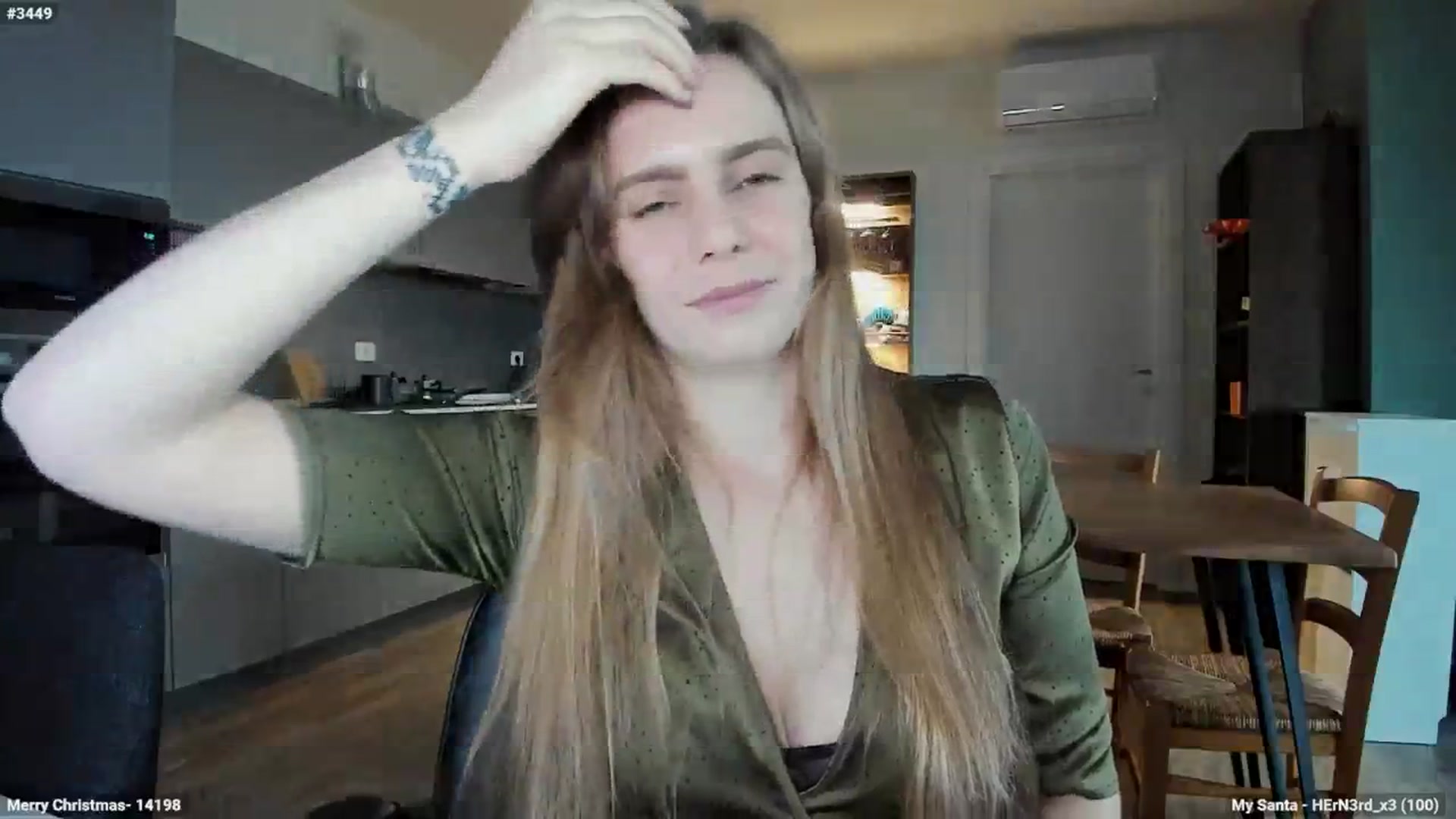Gallery image thumbnail from Personage's myfreecams stream on, 12/22/2024, 14:51 image 10 of 20