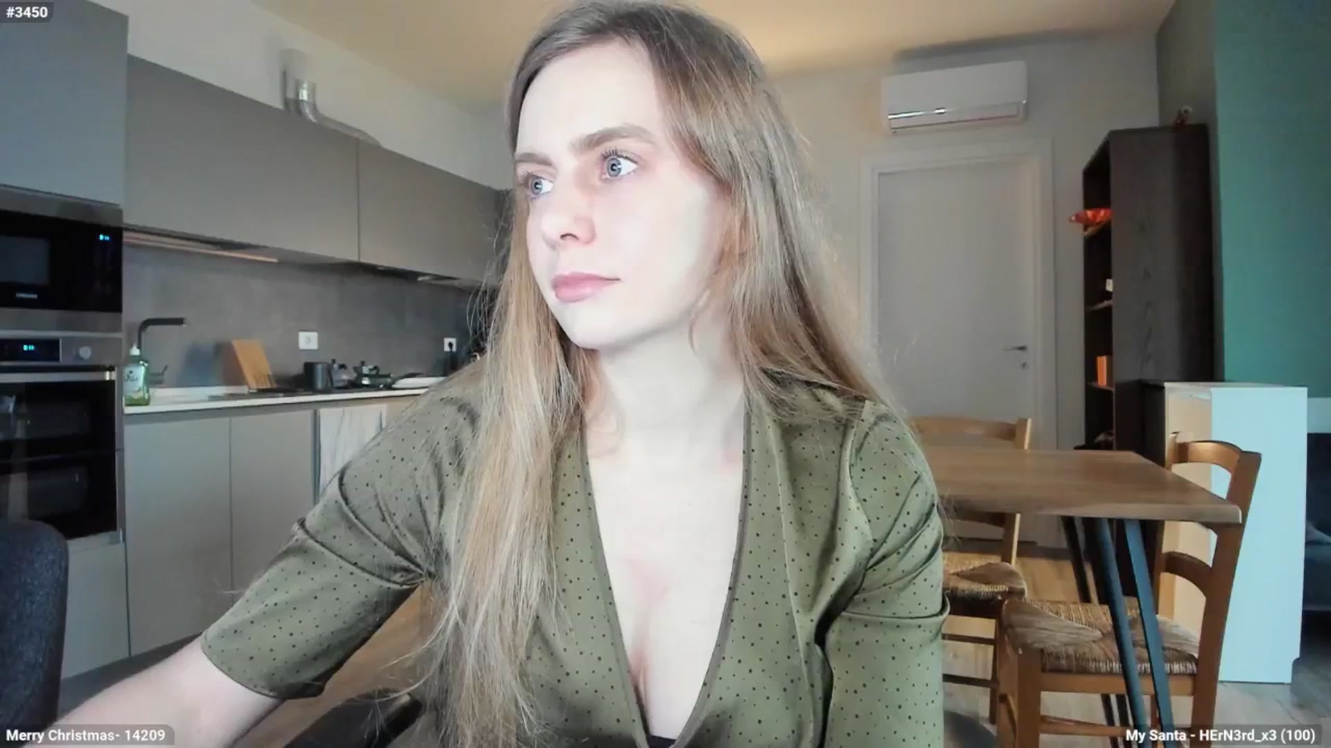 Gallery image thumbnail from Personage's myfreecams stream on, 12/22/2024, 14:51 image 5 of 20