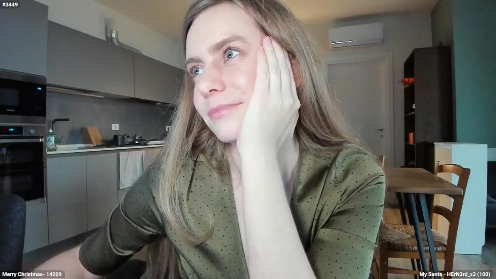 Gallery image thumbnail from Personage's myfreecams stream on, 12/22/2024, 14:51 image 4 of 20