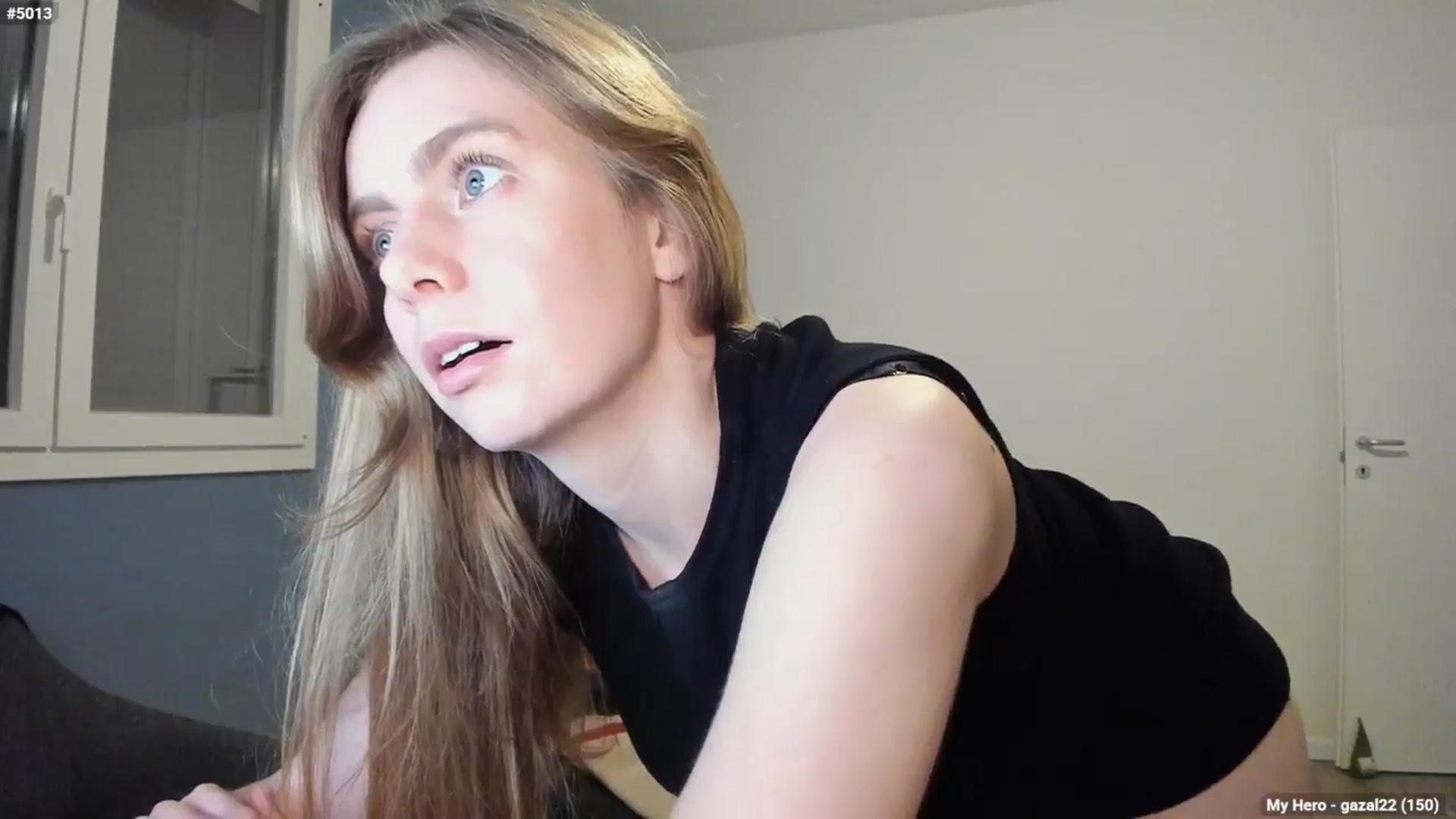 Gallery image thumbnail from Personage's myfreecams stream on, 01/10/2025, 18:31 image 12 of 20