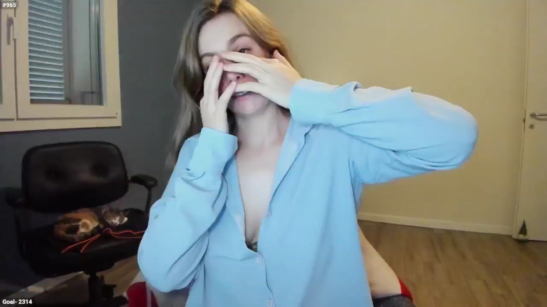 Gallery image thumbnail from Personage's myfreecams stream on, 01/21/2025, 16:48 image 8 of 20