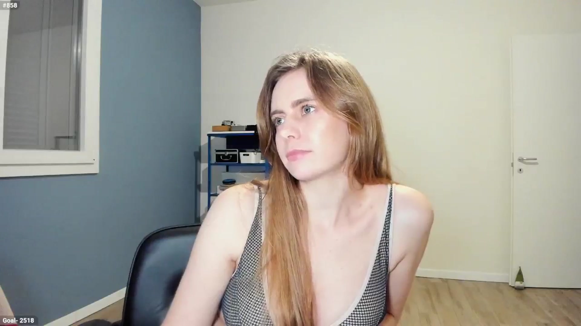 Gallery image thumbnail from Personage's myfreecams stream on, 01/26/2025, 16:37 image 14 of 20
