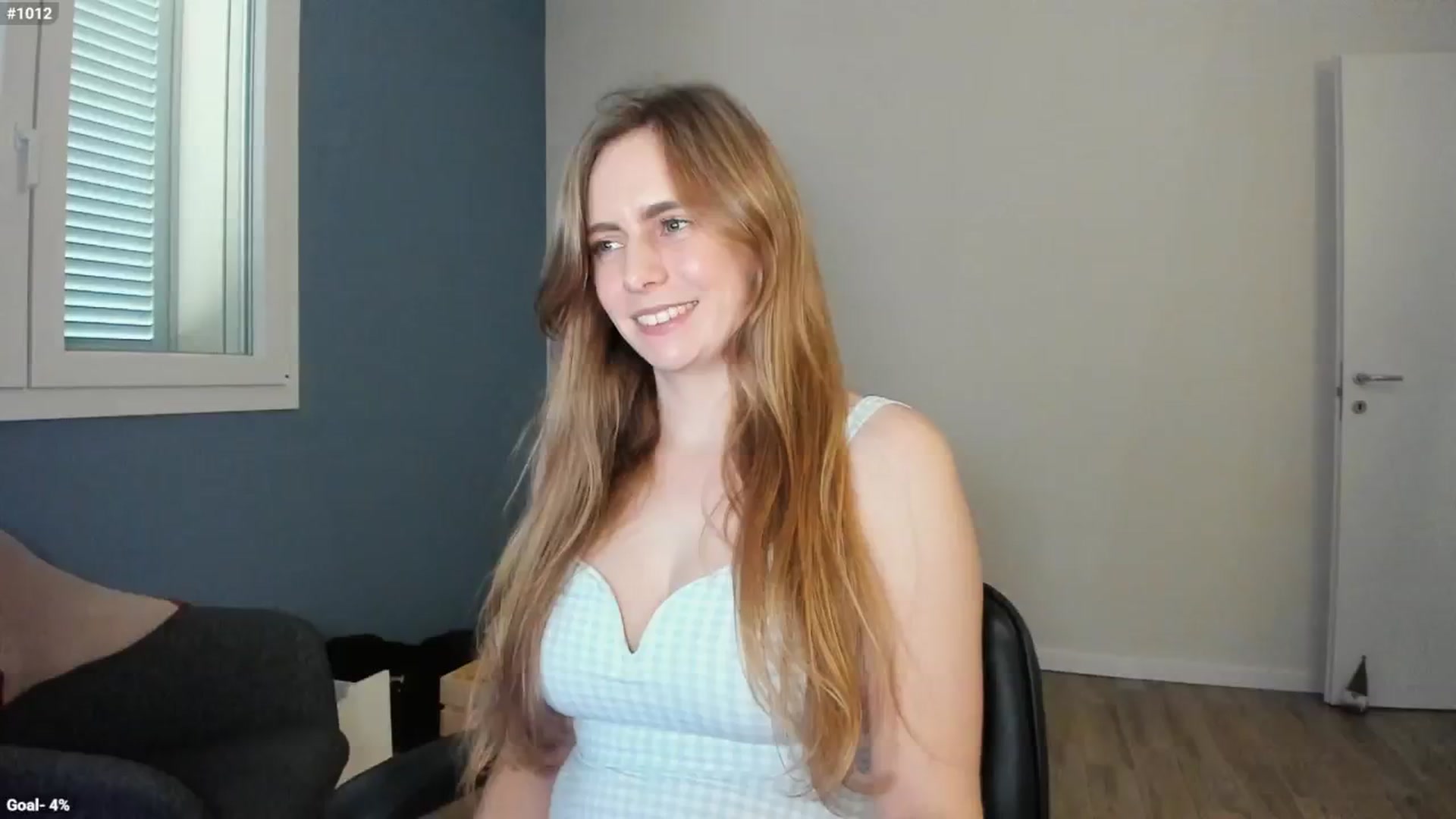 Gallery image thumbnail from Personage's myfreecams stream on, 02/04/2025, 15:47 image 10 of 20