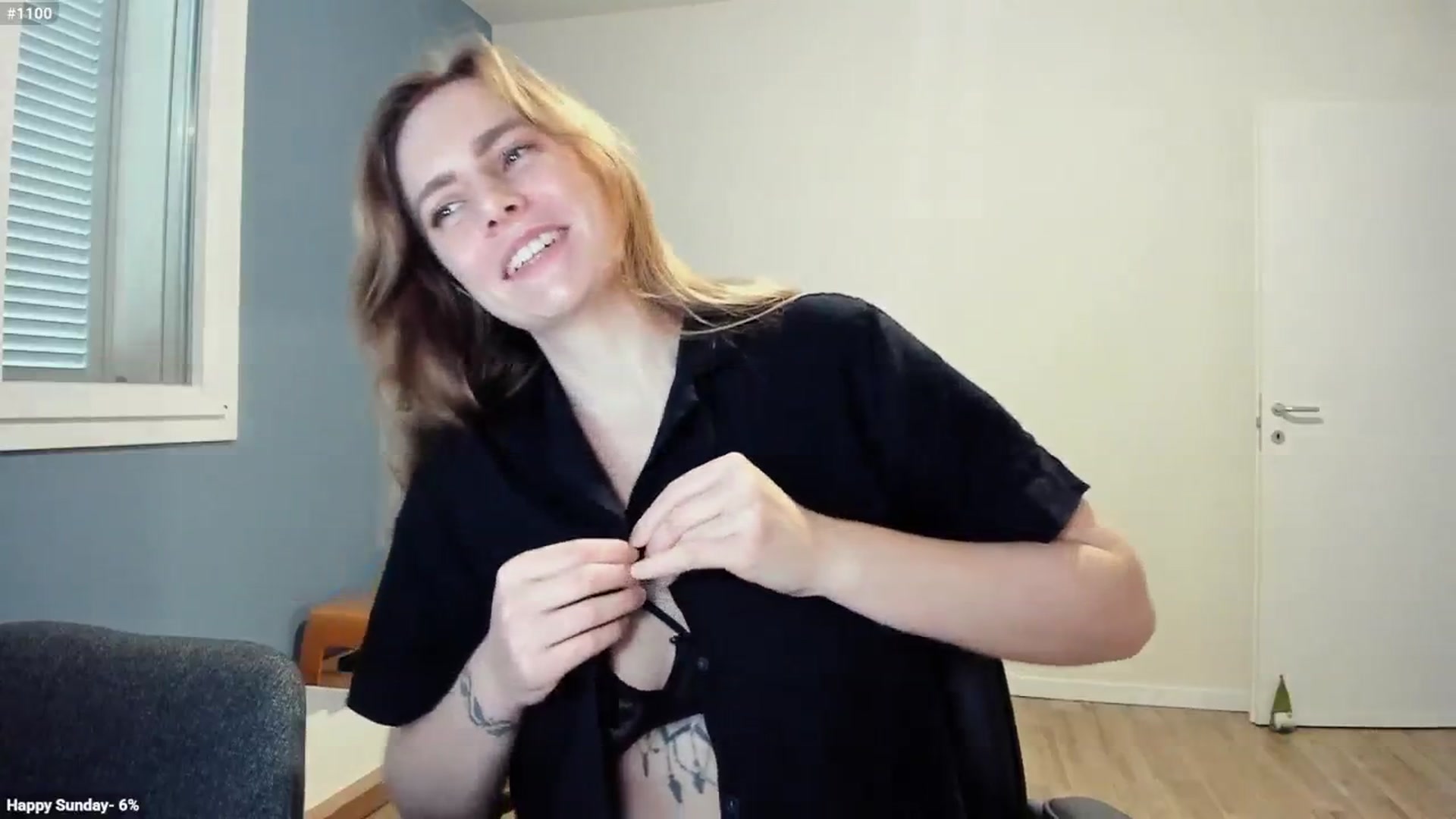 Gallery image thumbnail from Personage's myfreecams stream on, 02/09/2025, 15:22 image 17 of 20