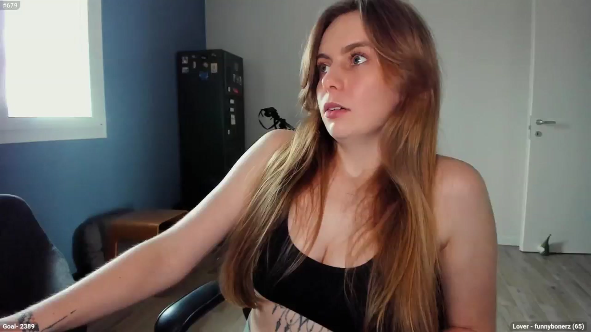 Gallery image thumbnail from Personage's myfreecams stream on, 02/18/2025, 15:35 image 6 of 20