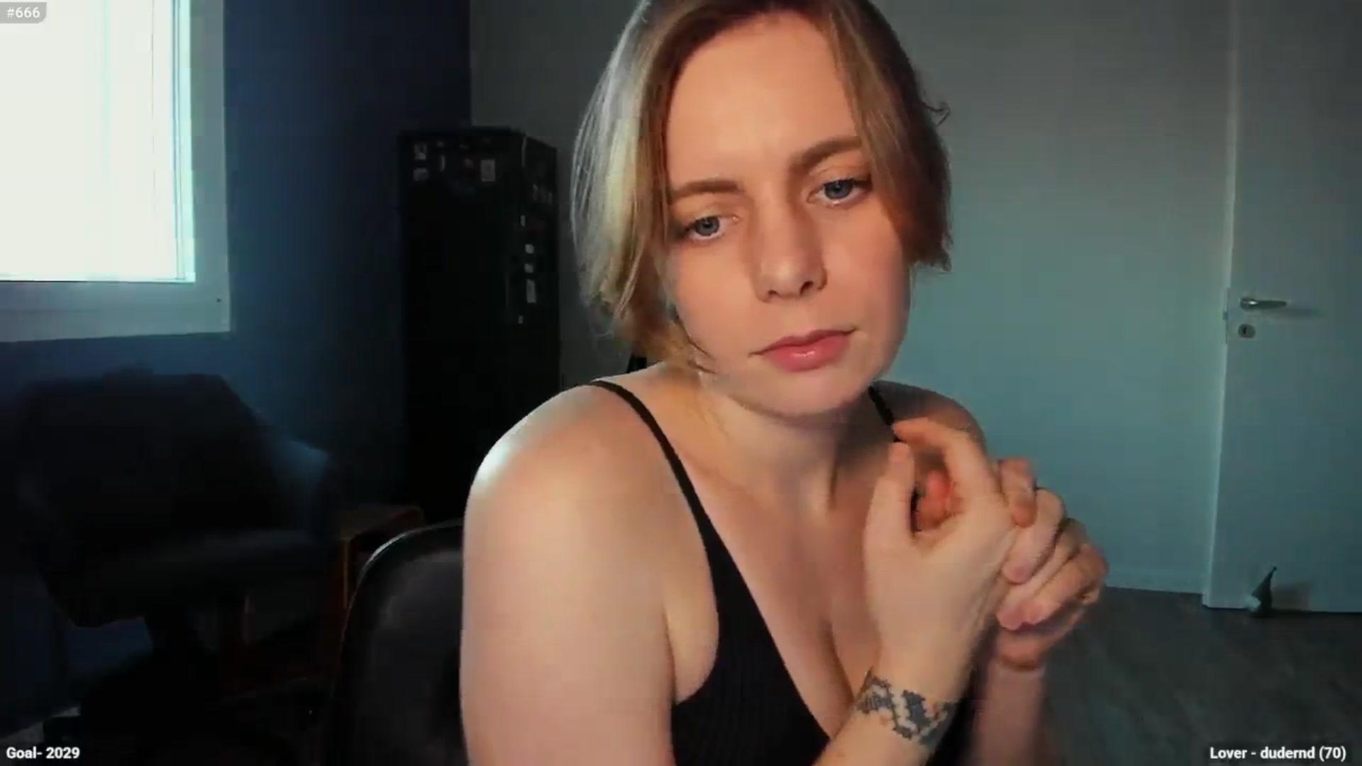 Gallery image thumbnail from Personage's myfreecams stream on, 02/18/2025, 16:28 image 15 of 20