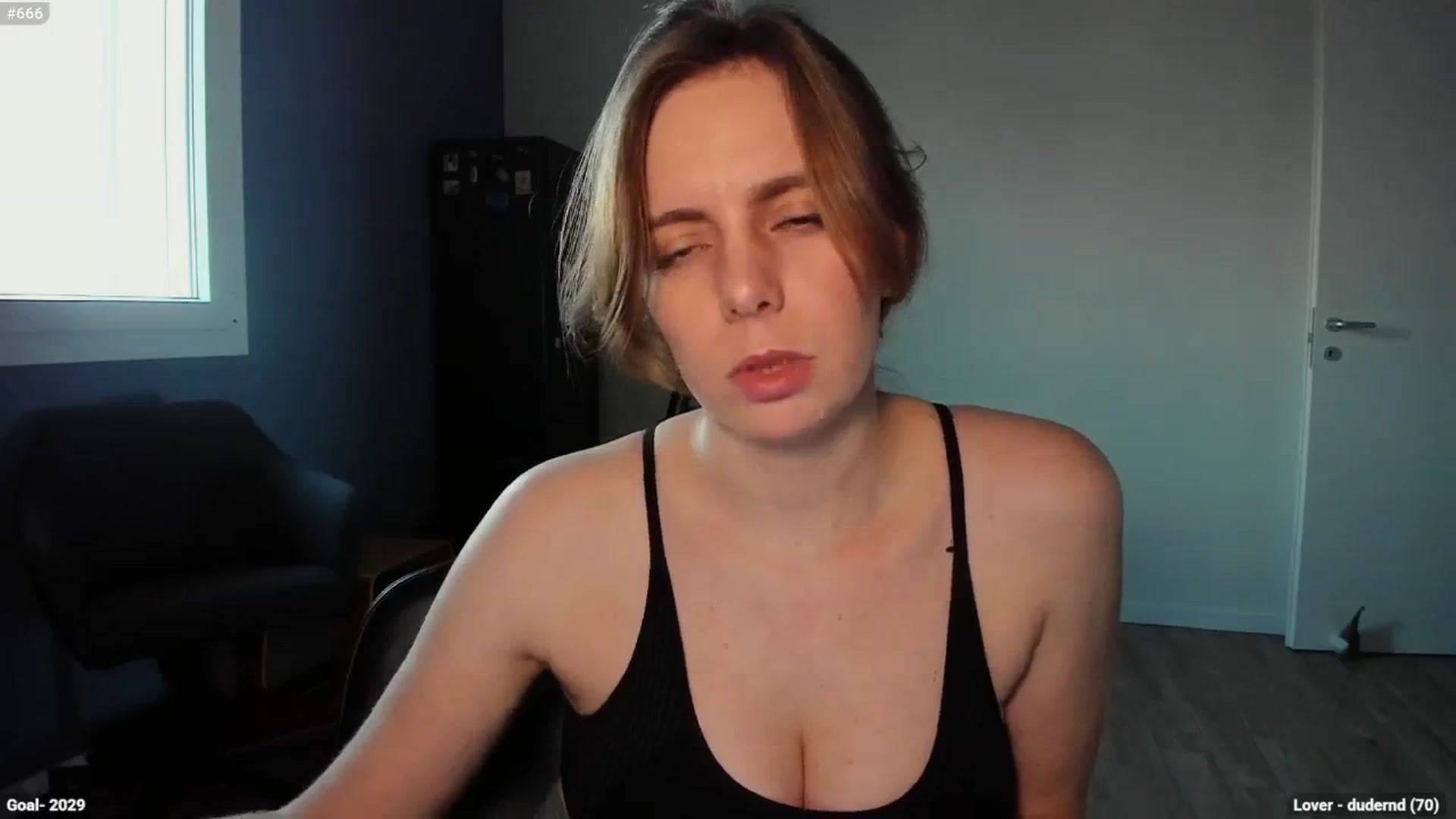 Gallery image thumbnail from Personage's myfreecams stream on, 02/18/2025, 16:28 image 14 of 20