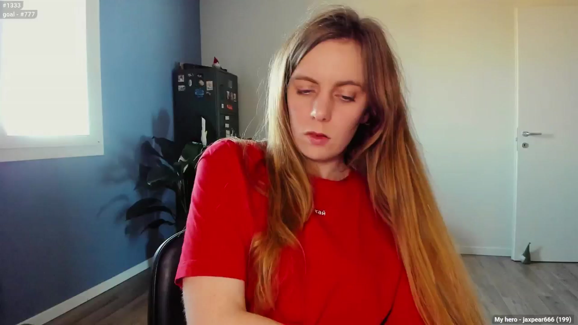 Gallery image thumbnail from Personage's myfreecams stream on, 03/05/2025, 16:01 image 6 of 20