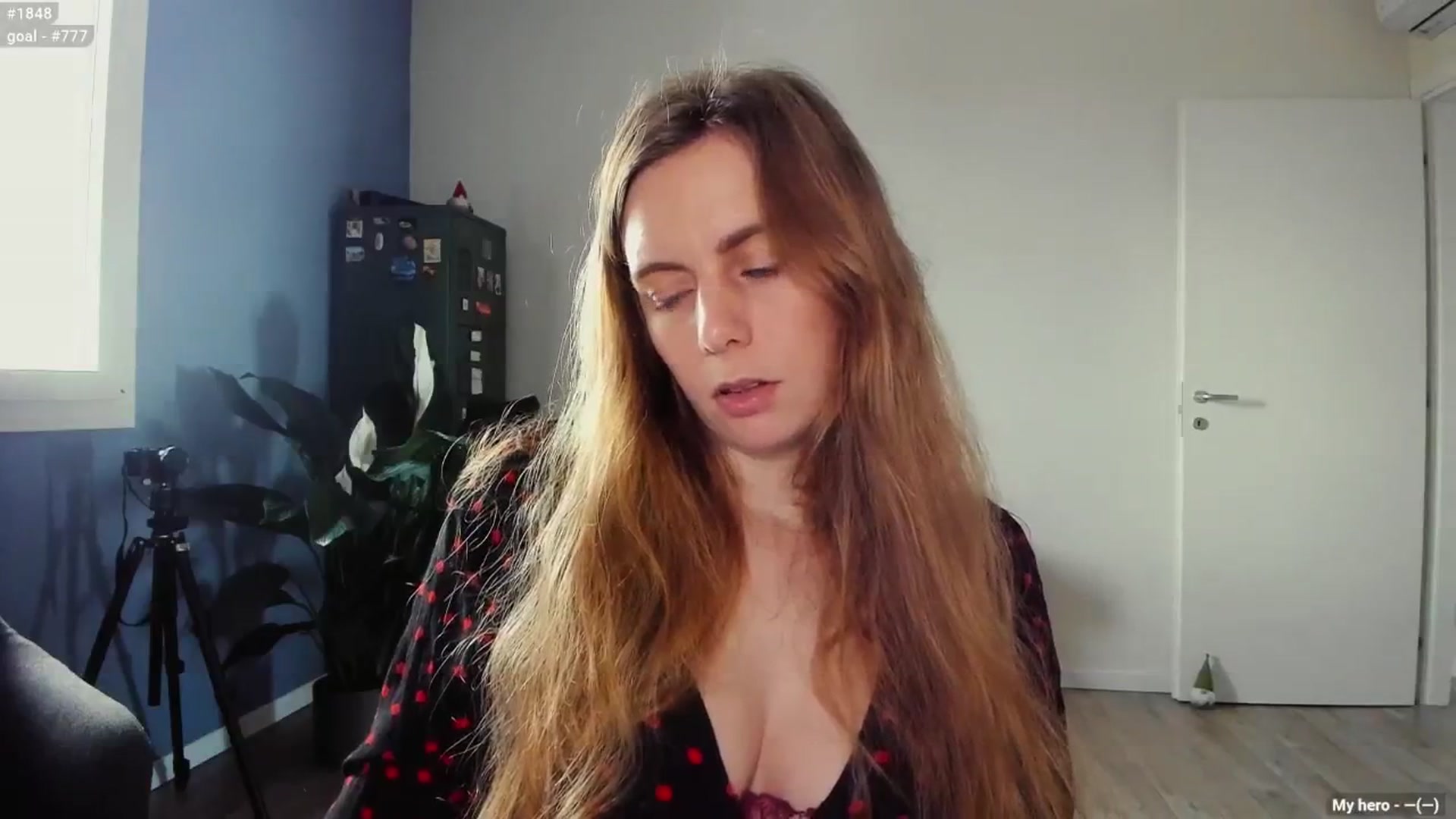 Gallery image thumbnail from Personage's myfreecams stream on, 03/15/2025, 13:28 image 19 of 20