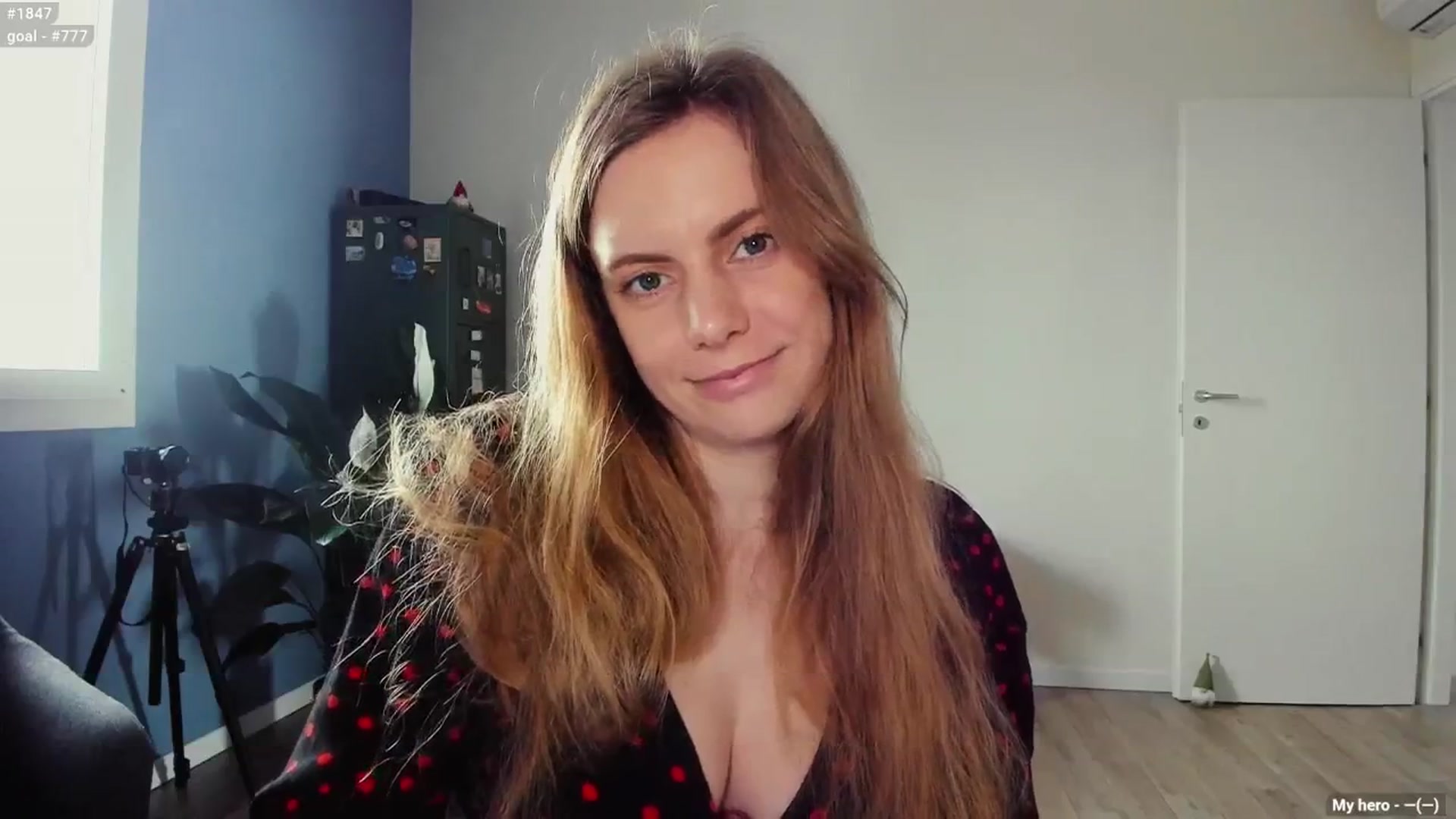 Gallery image thumbnail from Personage's myfreecams stream on, 03/15/2025, 13:28 image 17 of 20